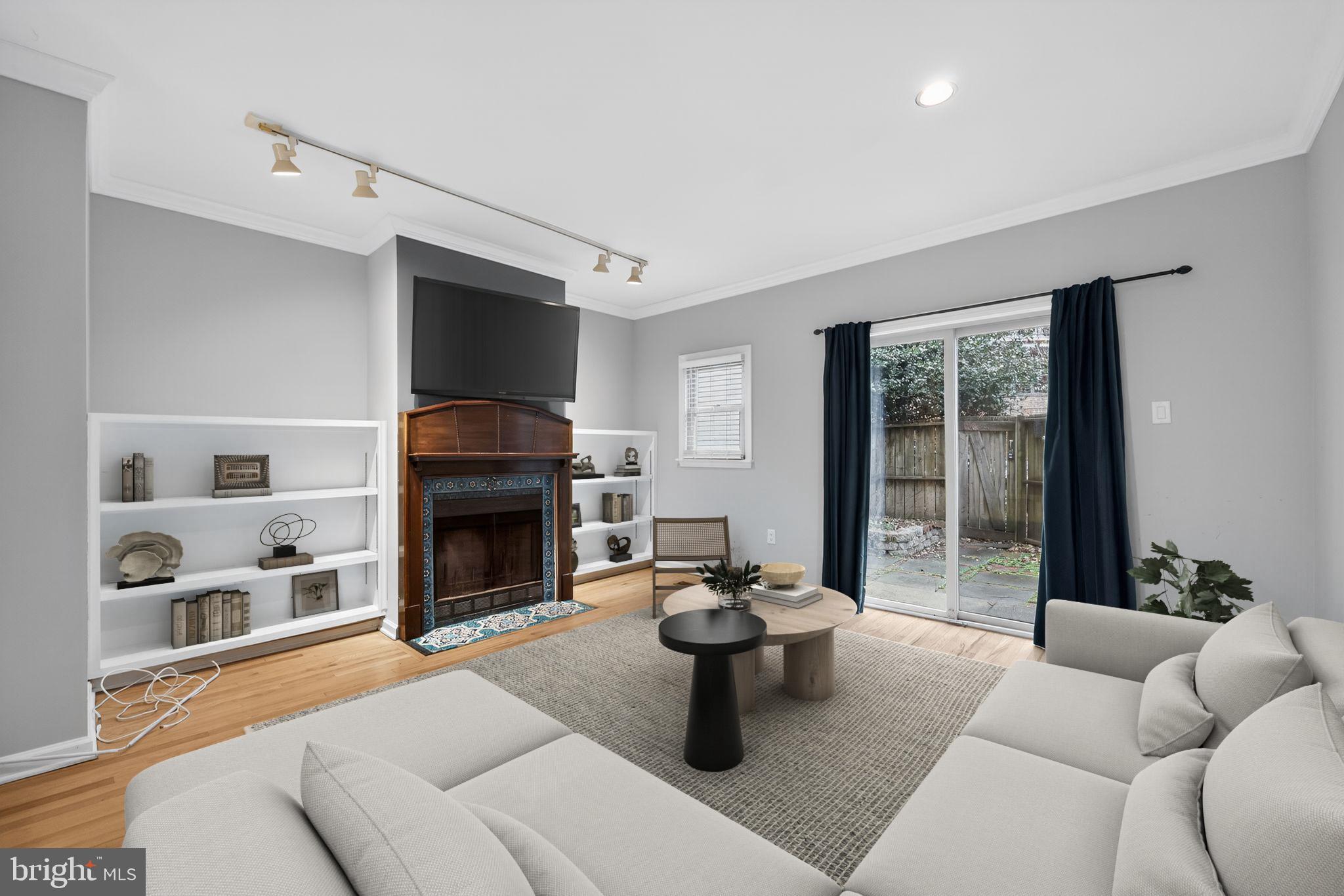 GRADUATE HOSPITAL - Residential