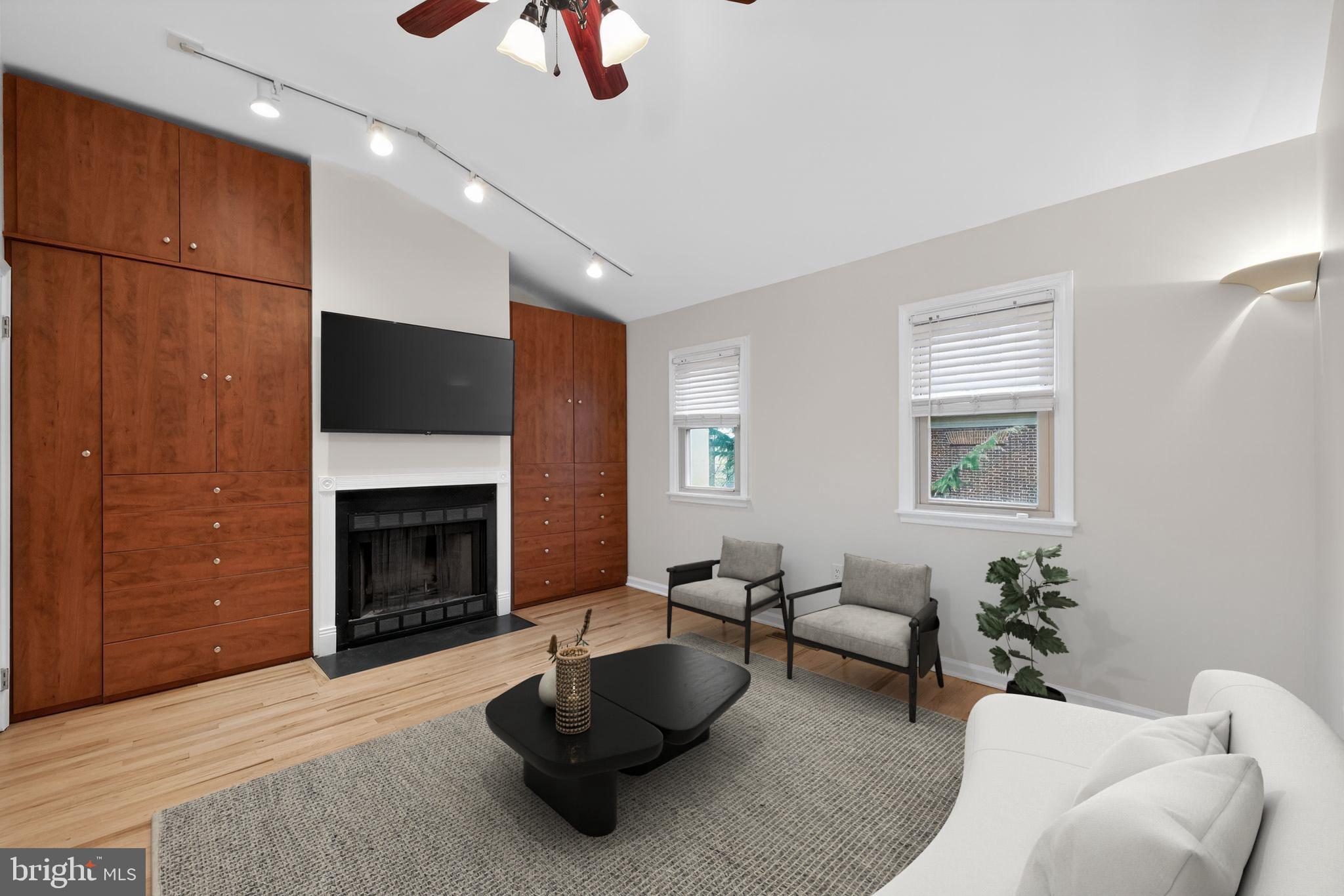 GRADUATE HOSPITAL - Residential