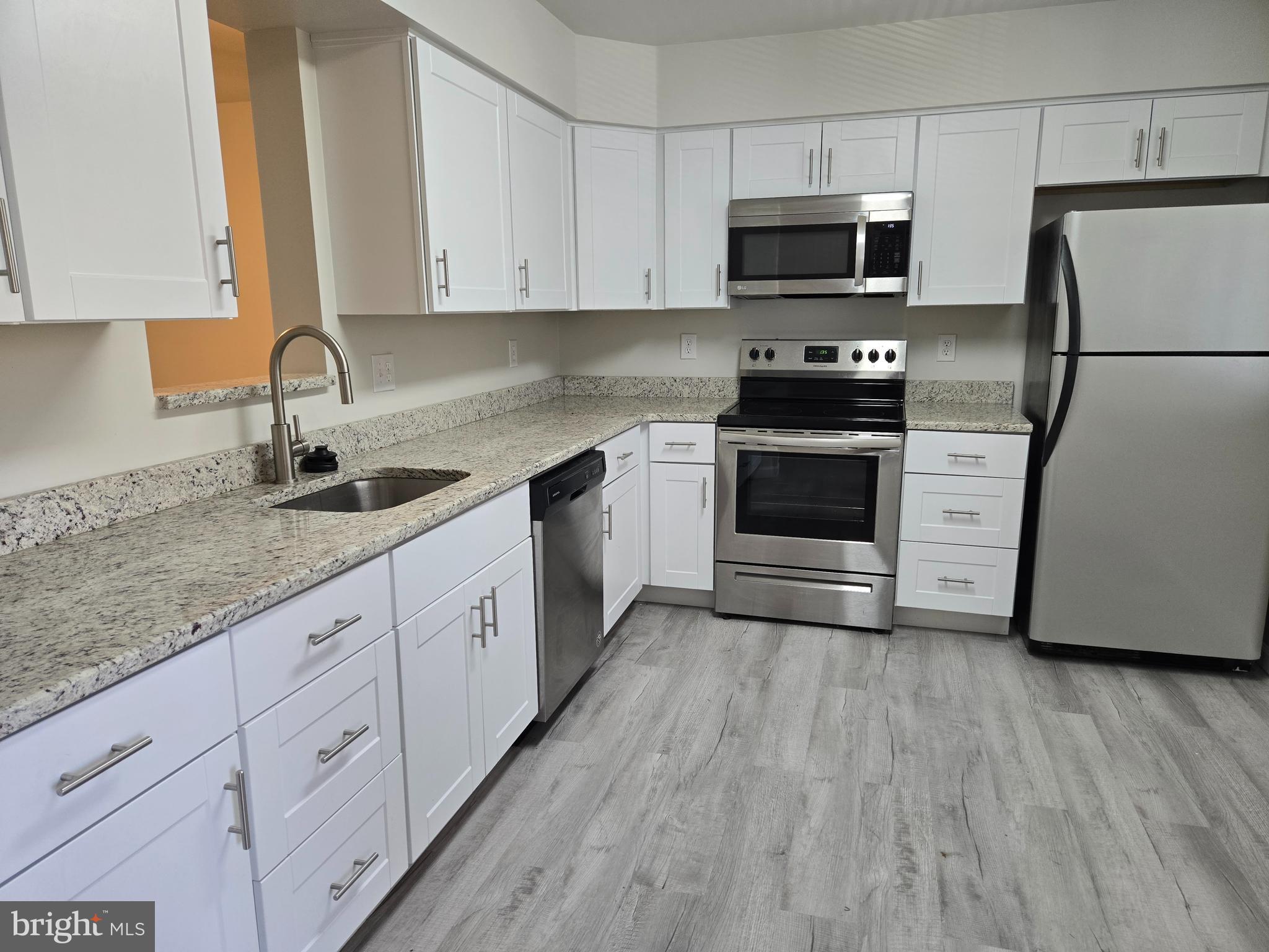 TAPESTRY - Residential Lease