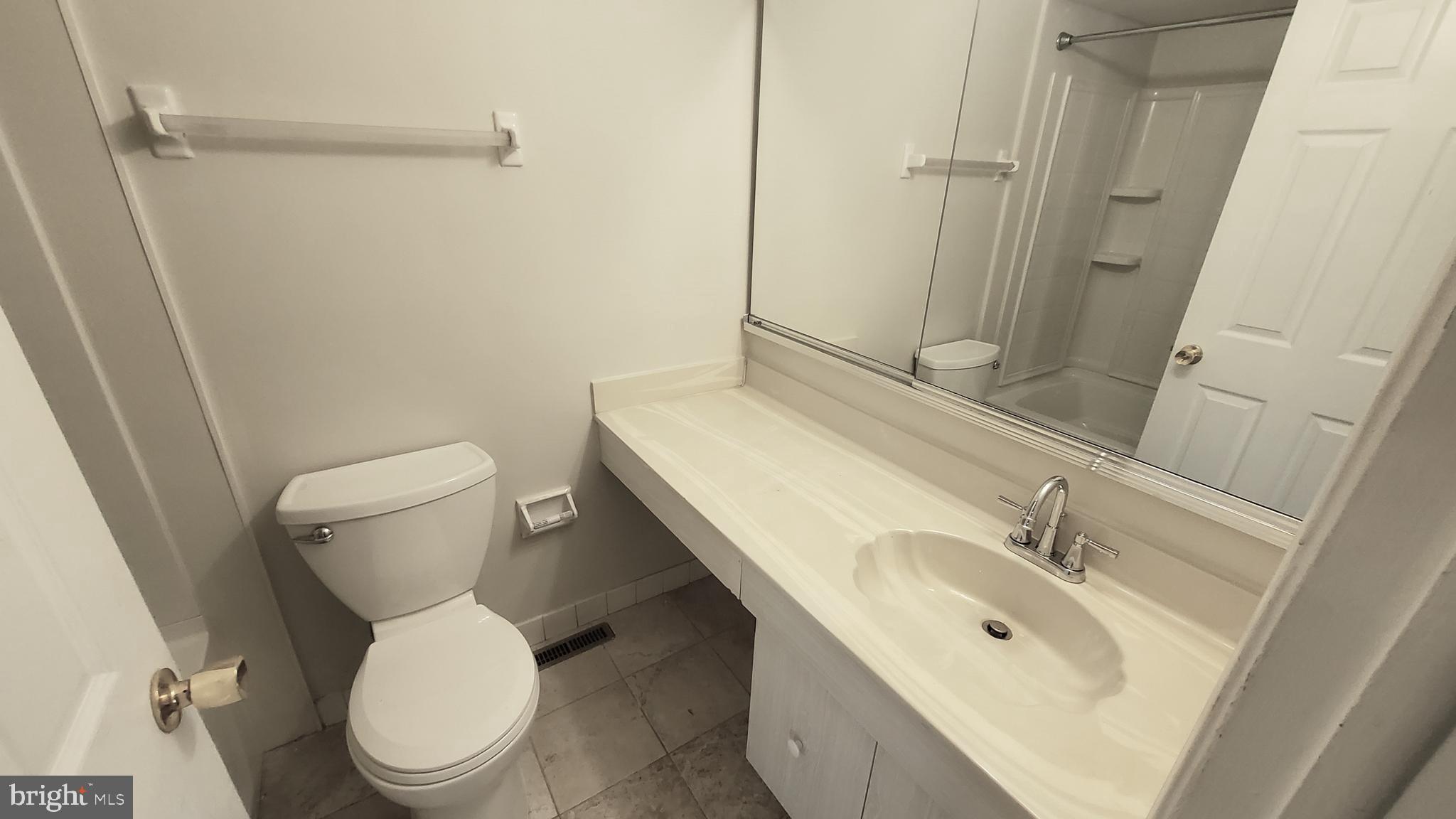 TAPESTRY - Residential Lease