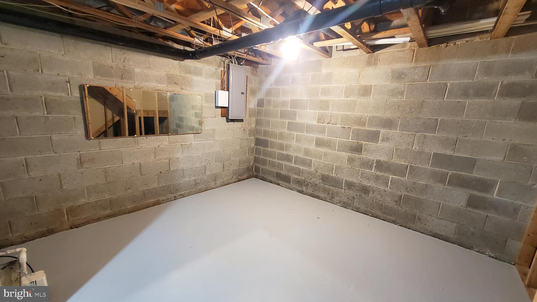 TAPESTRY - Residential Lease