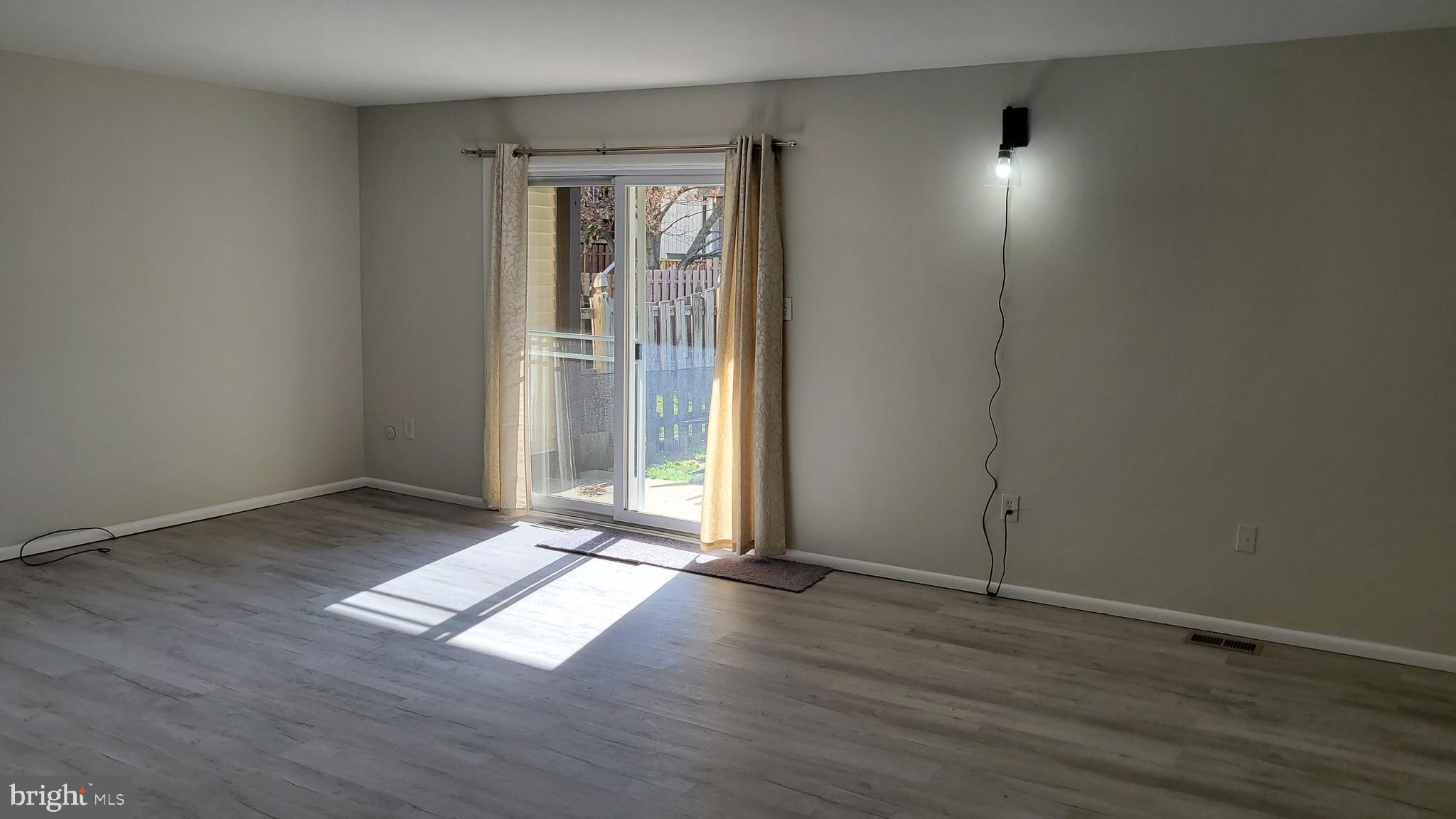 TAPESTRY - Residential Lease