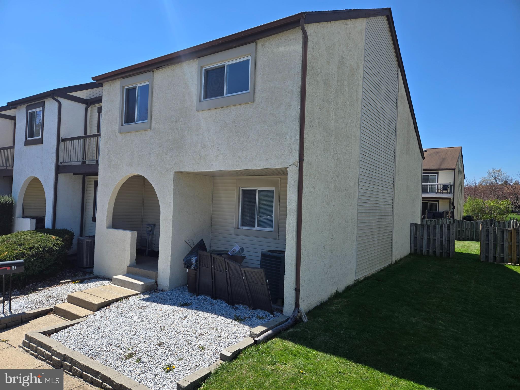 TAPESTRY - Residential Lease