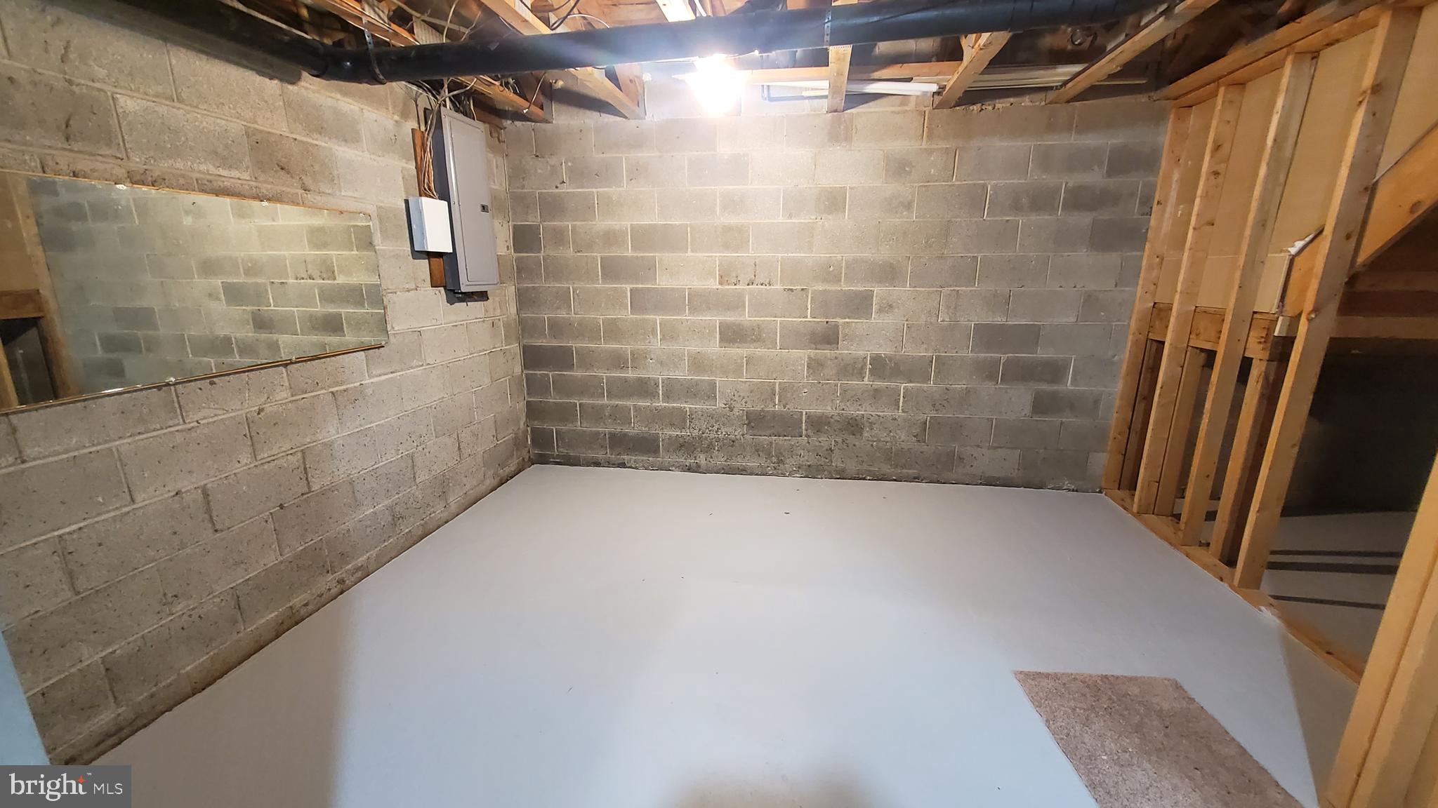 TAPESTRY - Residential Lease