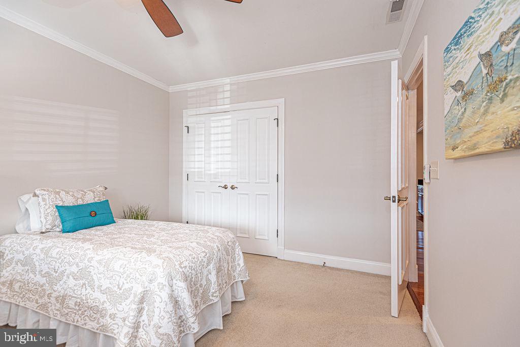 OCEAN PINES - THE POINT - Residential