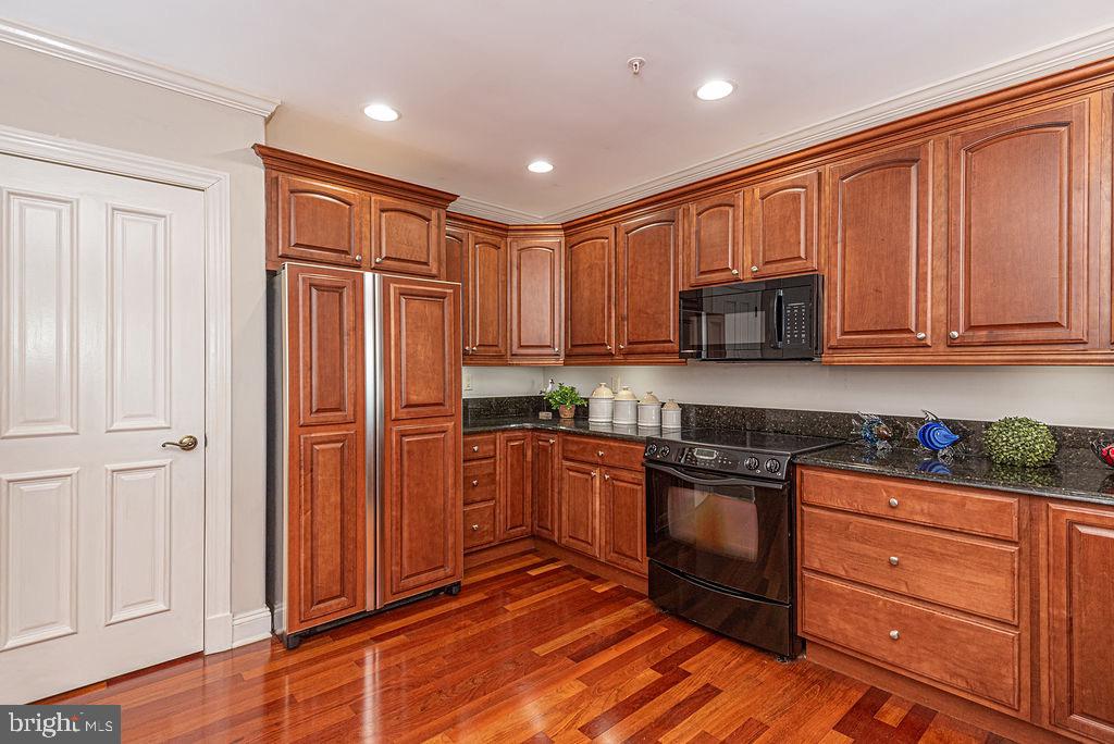 OCEAN PINES - THE POINT - Residential