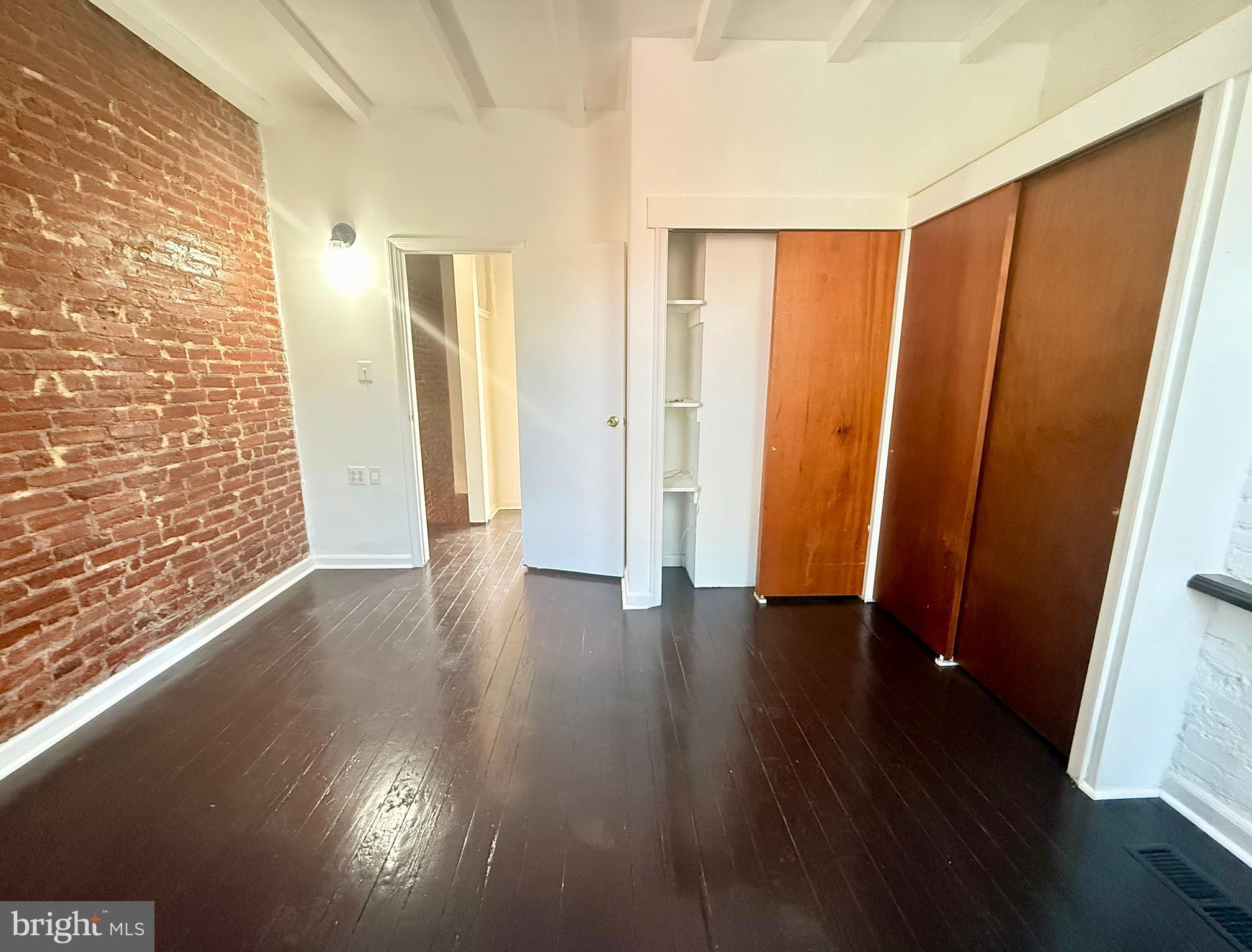 FAIRMOUNT - Residential