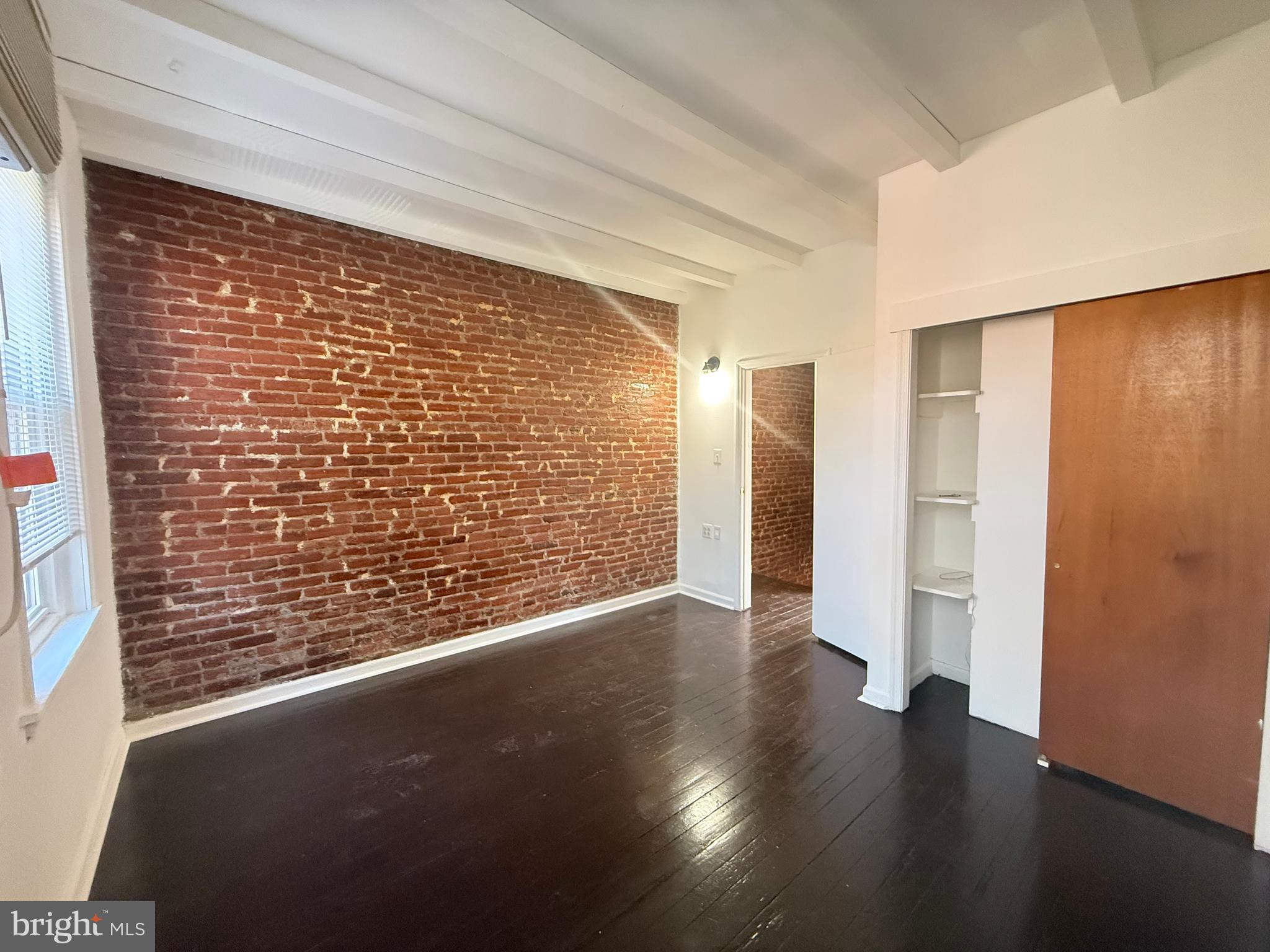 FAIRMOUNT - Residential