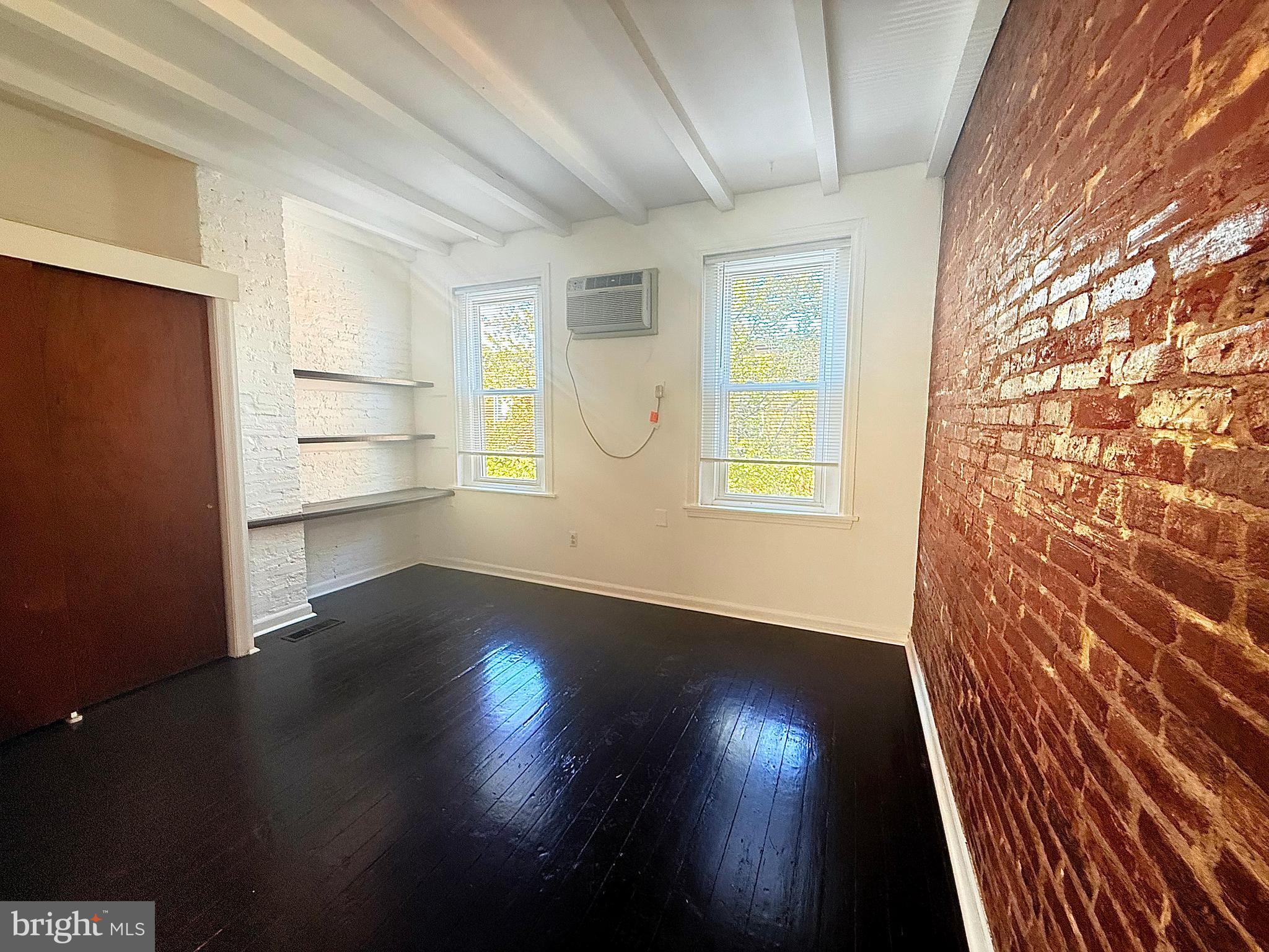 FAIRMOUNT - Residential