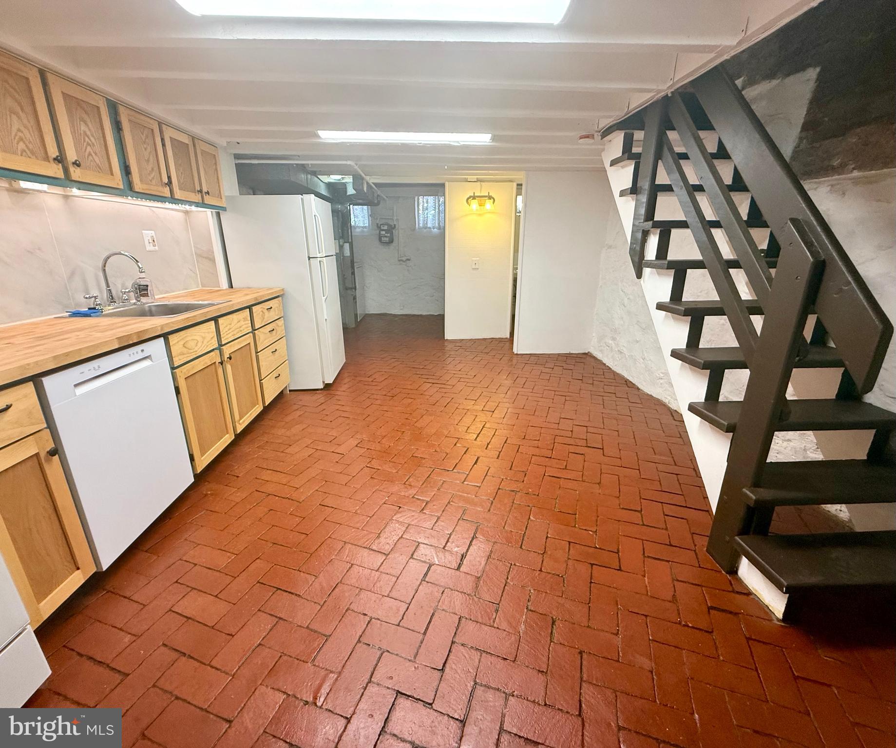 FAIRMOUNT - Residential