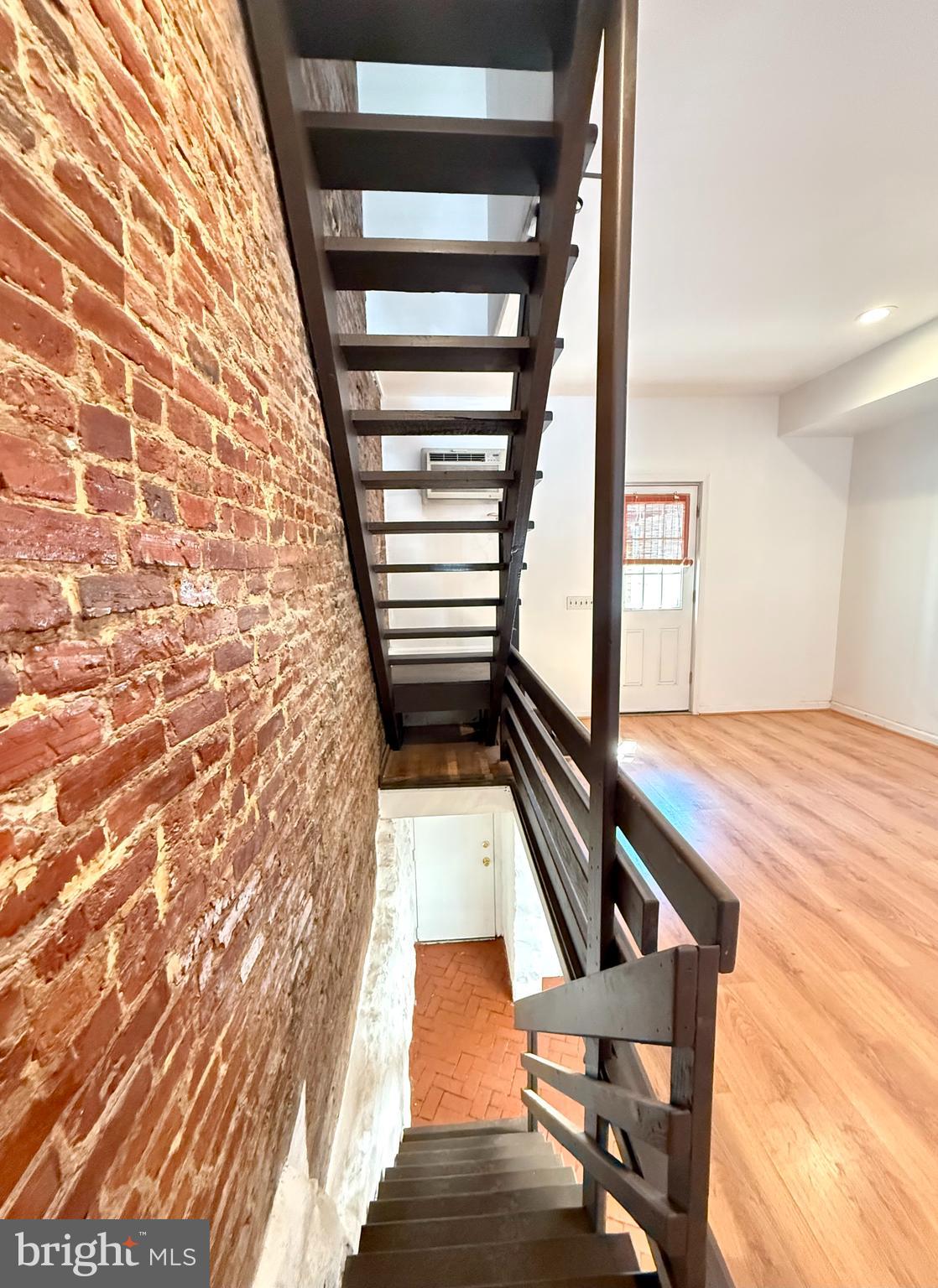 FAIRMOUNT - Residential