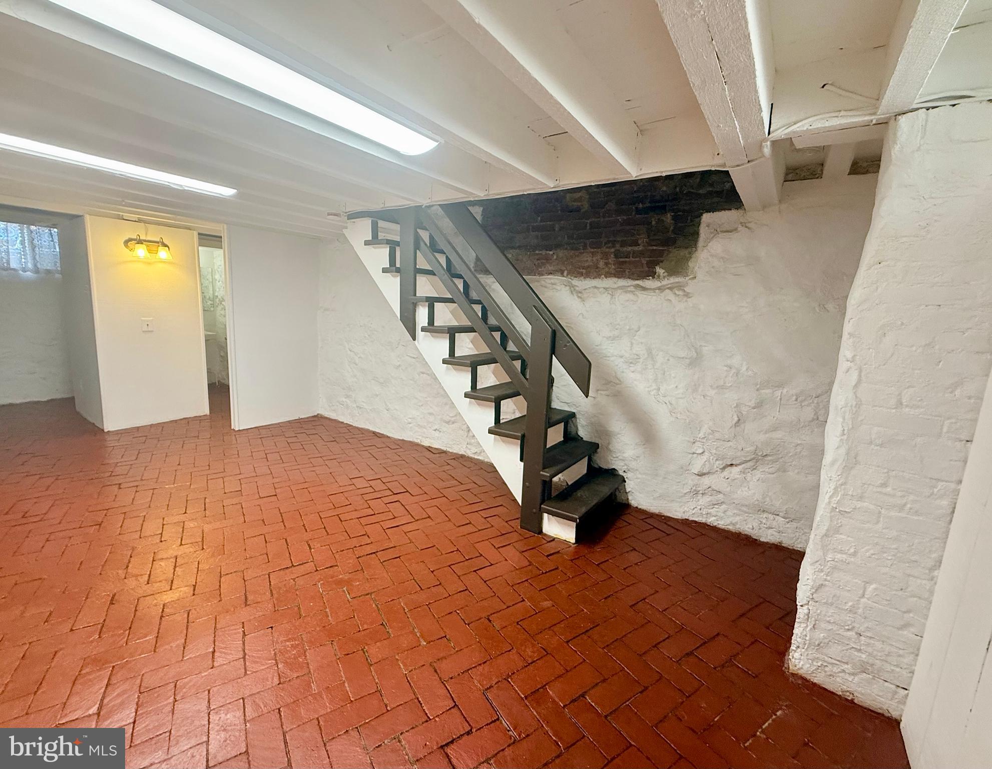 FAIRMOUNT - Residential