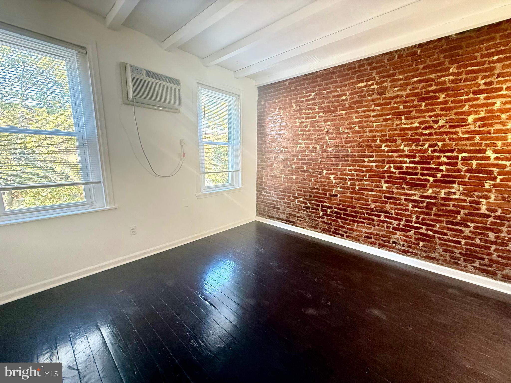 FAIRMOUNT - Residential