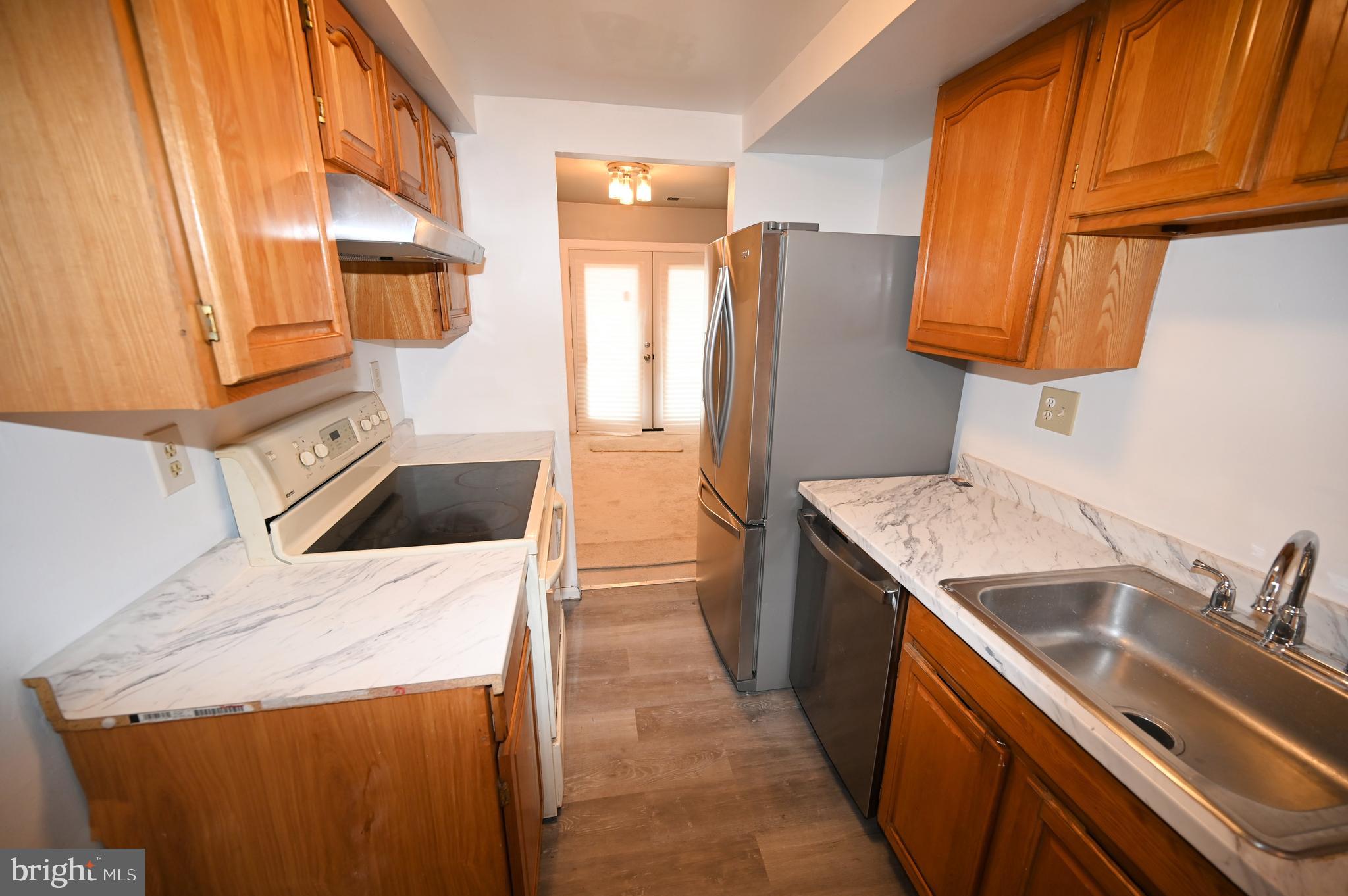 HILLCREST TOWNE - Residential