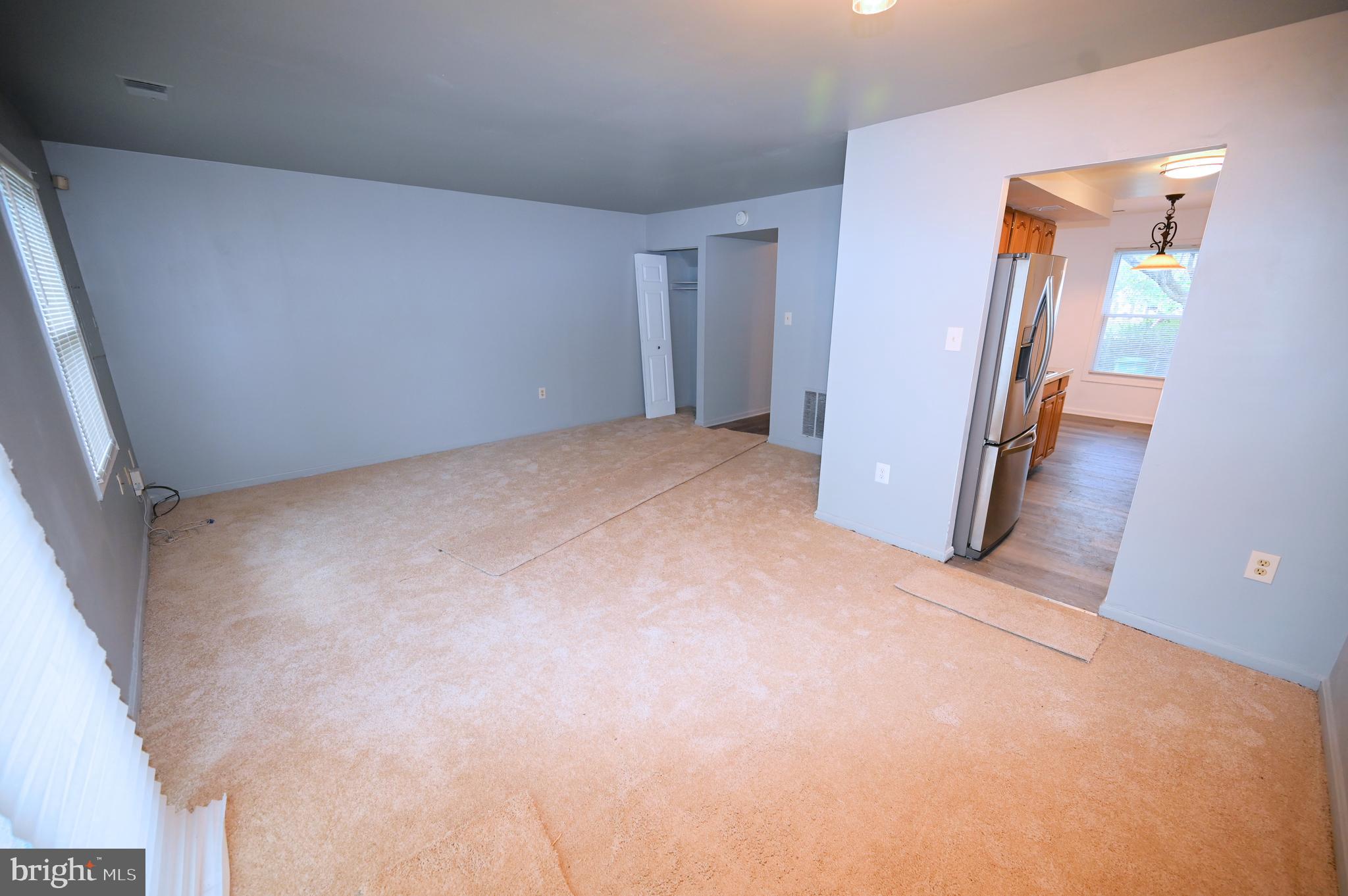 HILLCREST TOWNE - Residential