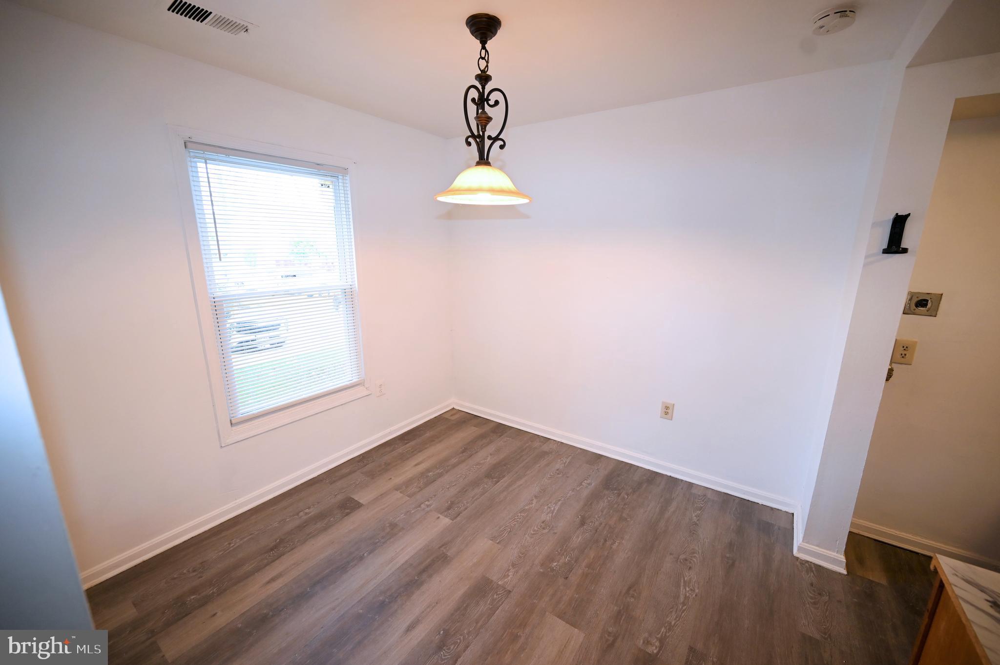 HILLCREST TOWNE - Residential