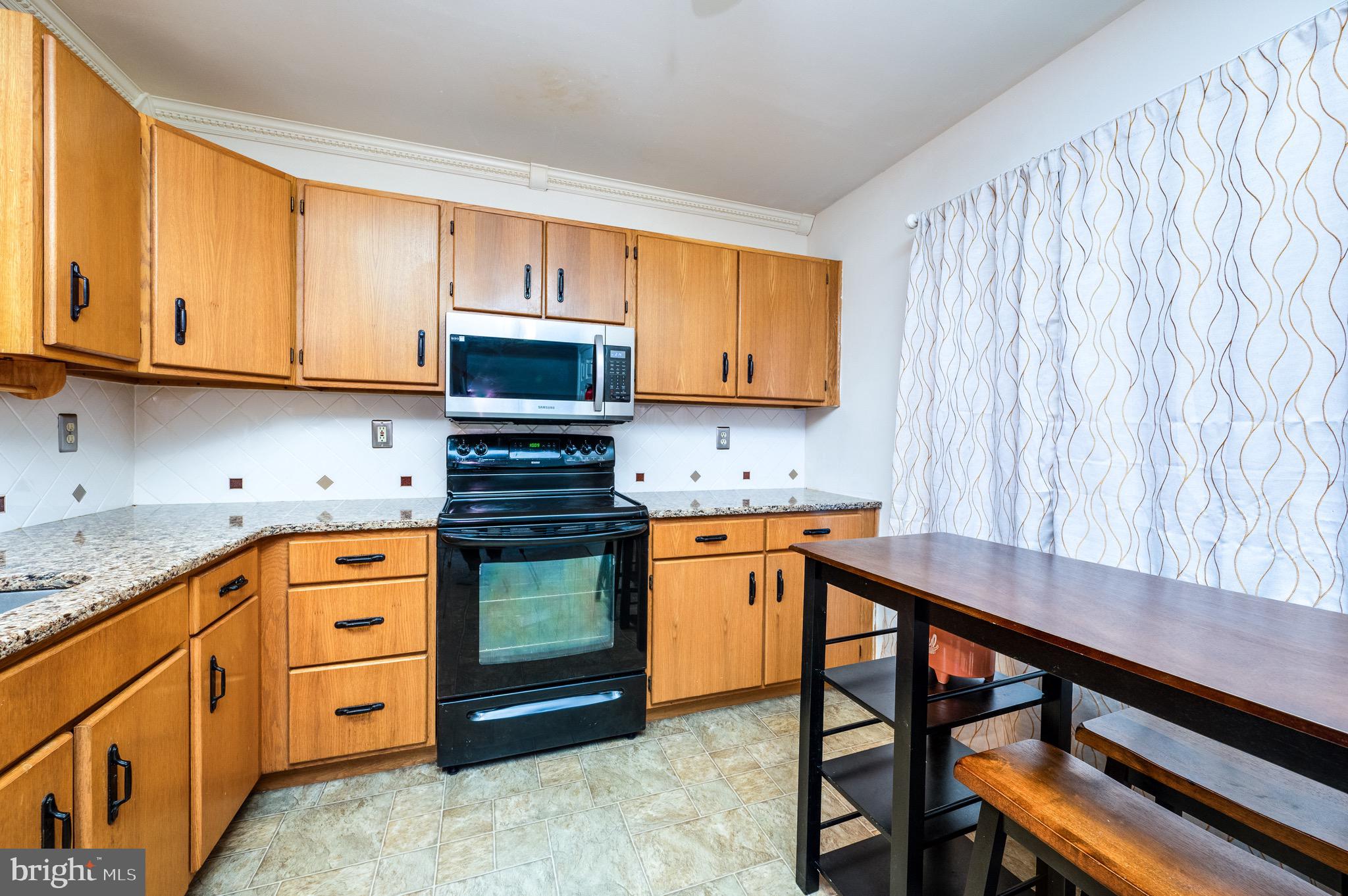 LAUREL SPRINGS - Residential