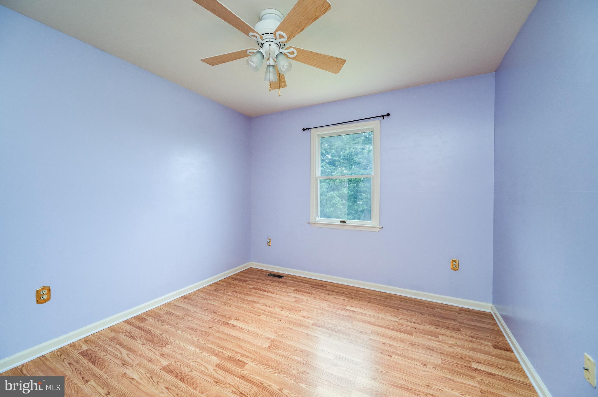 LAUREL SPRINGS - Residential