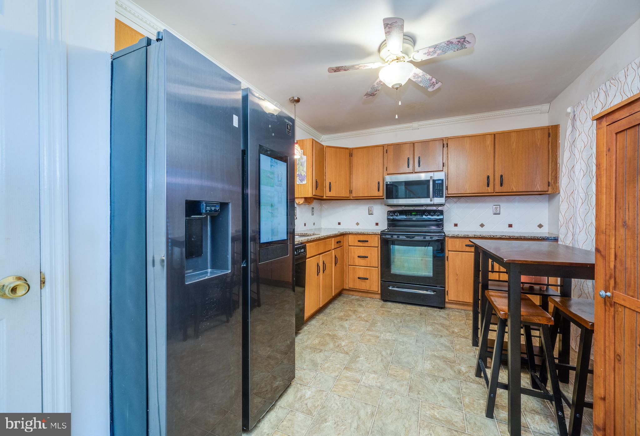 LAUREL SPRINGS - Residential