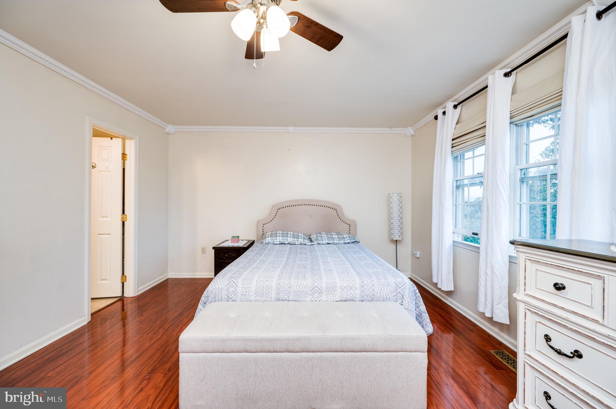 LAUREL SPRINGS - Residential