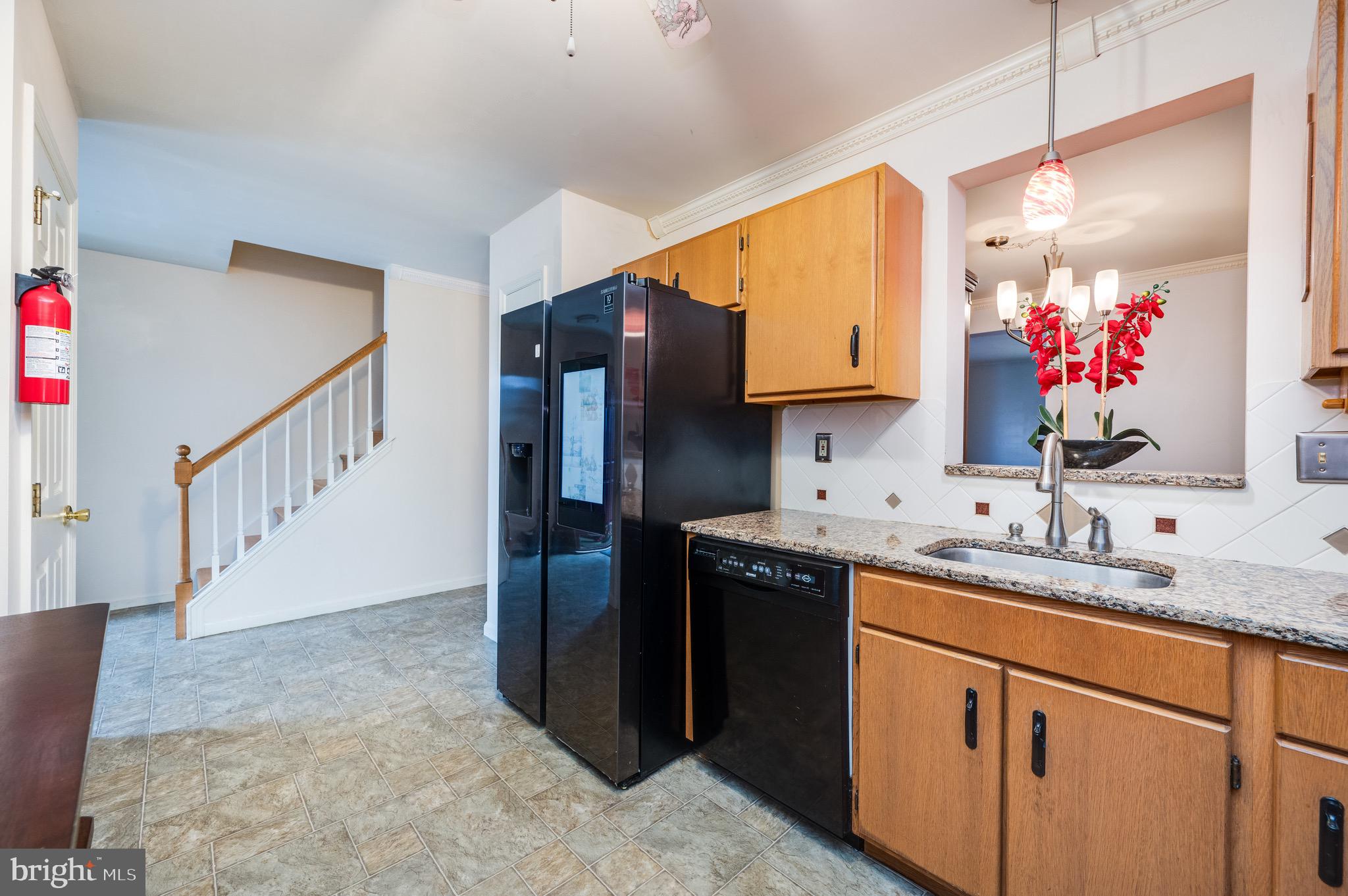 LAUREL SPRINGS - Residential