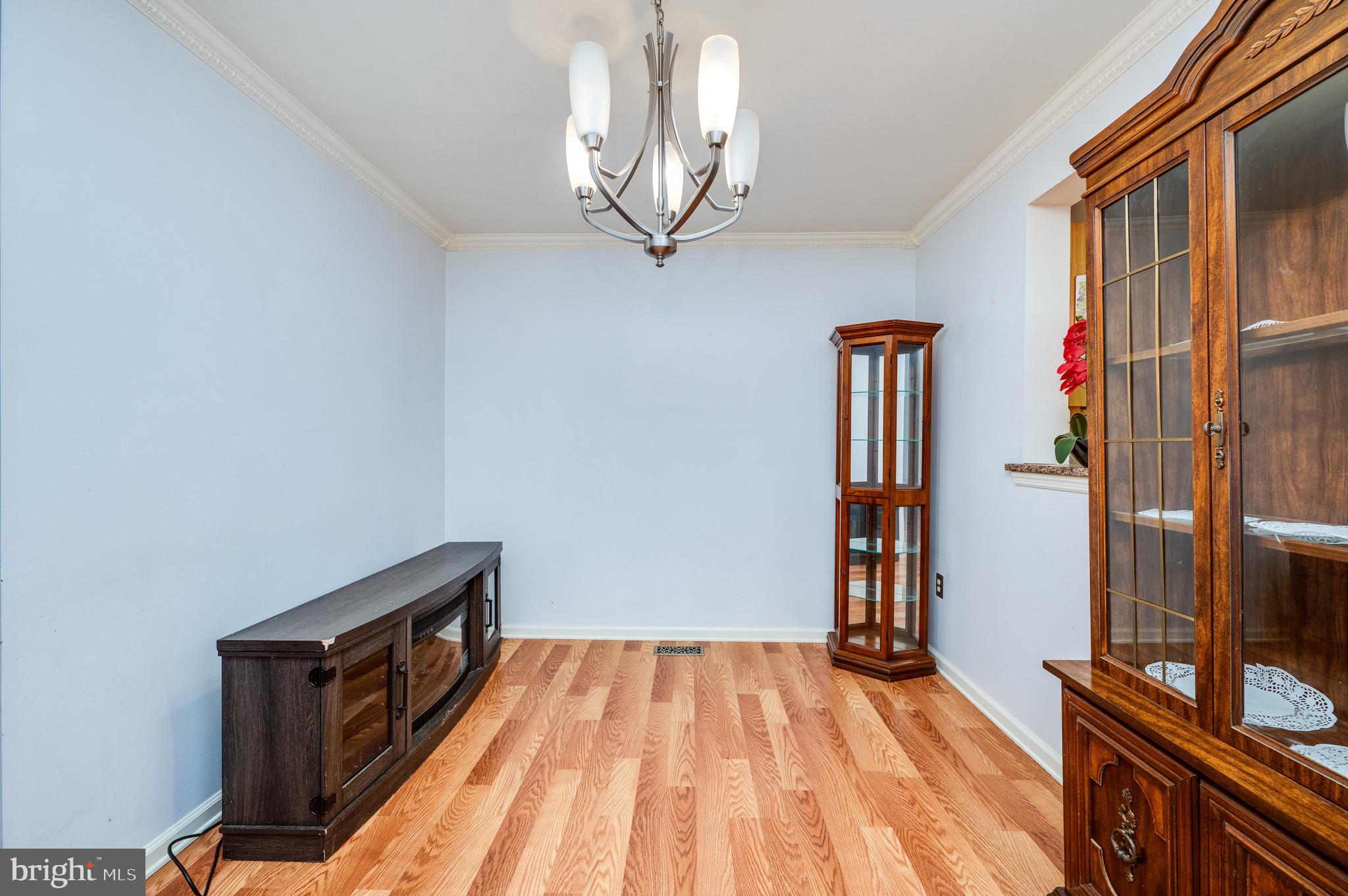 LAUREL SPRINGS - Residential