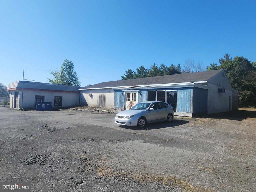 Photo of 1000 Bethlehem Pike, SELLERSVILLE, PA 18960 (MLS # PABU2106584)