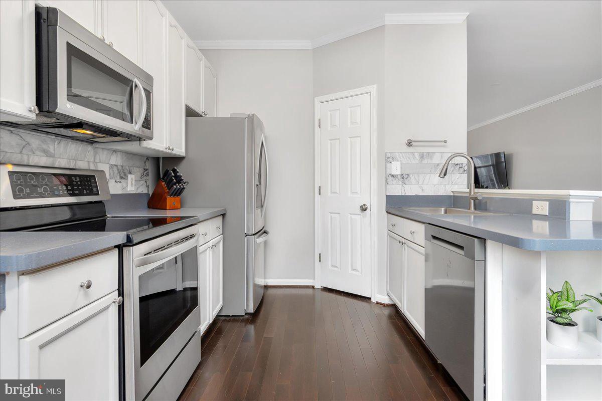 WHITTIER POND - Residential