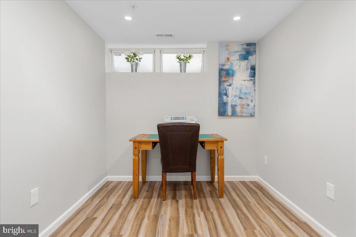 WHITTIER POND - Residential