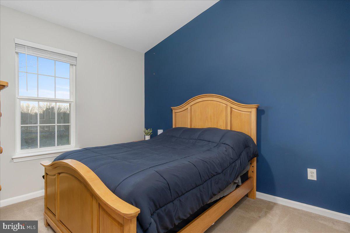 WHITTIER POND - Residential