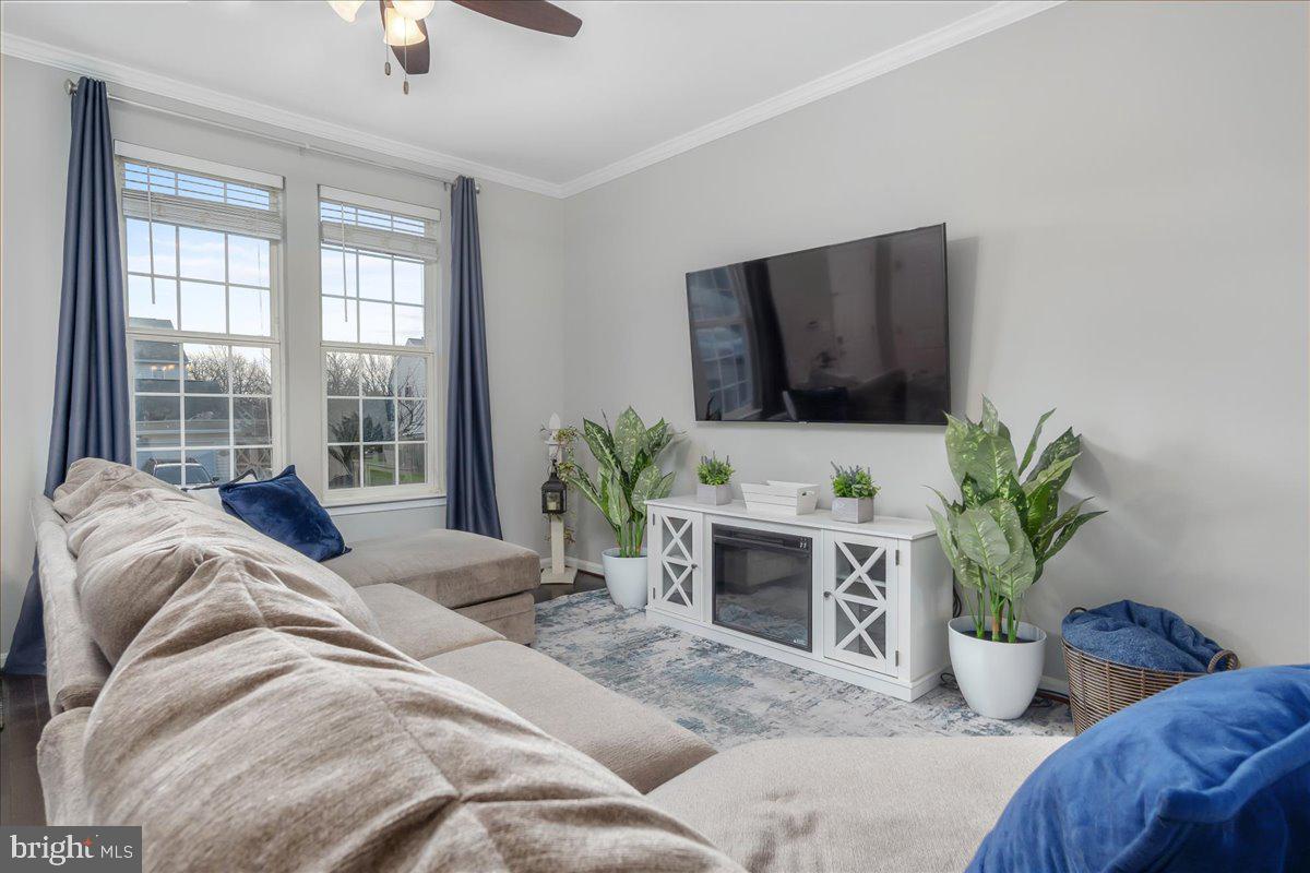 WHITTIER POND - Residential