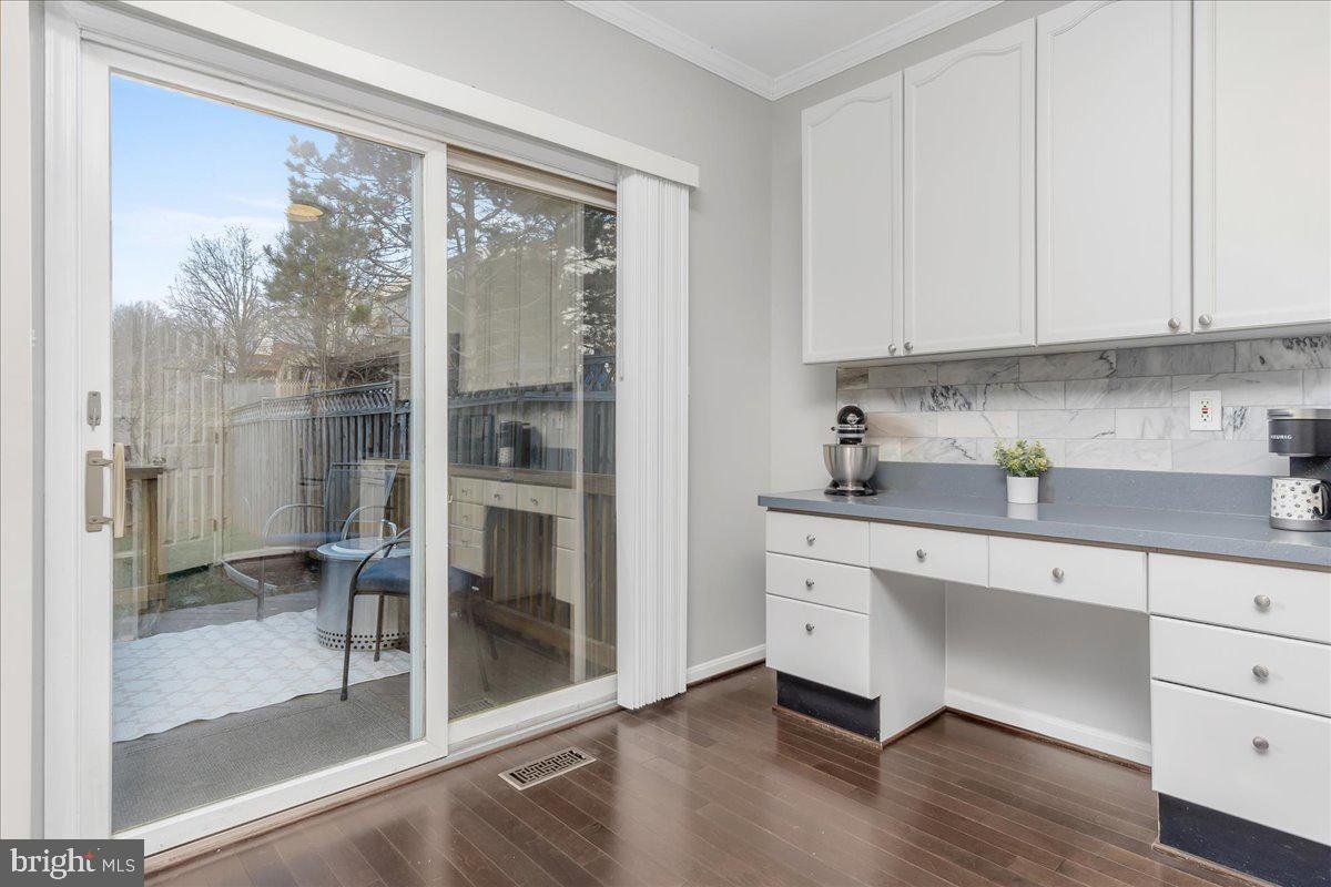 WHITTIER POND - Residential