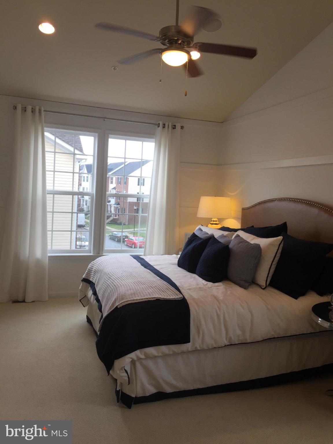 MARKET SQUARE - Residential