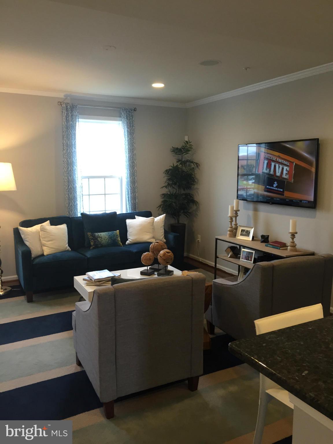 MARKET SQUARE - Residential