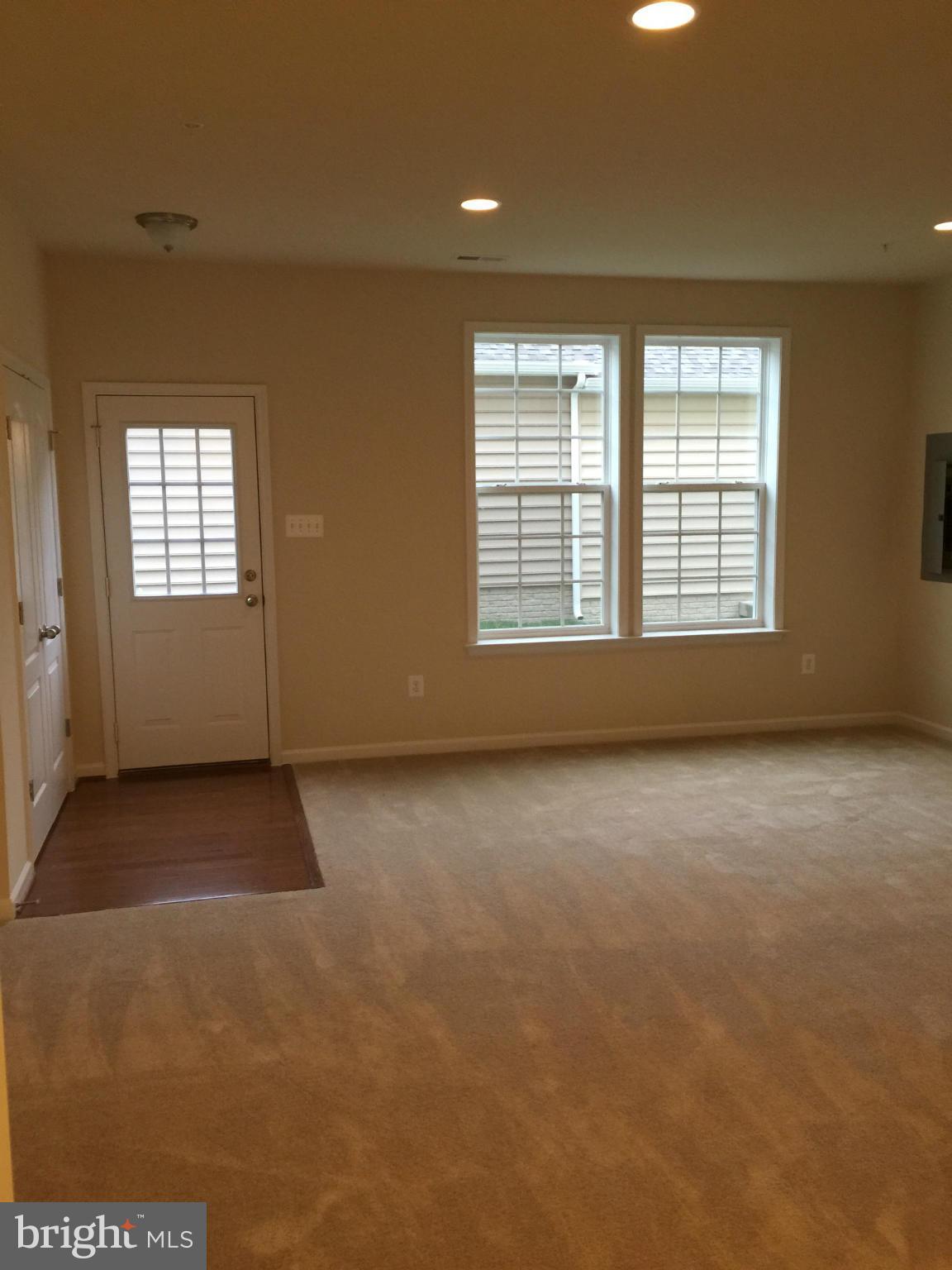 MARKET SQUARE - Residential