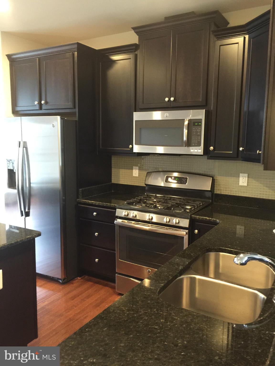 MARKET SQUARE - Residential