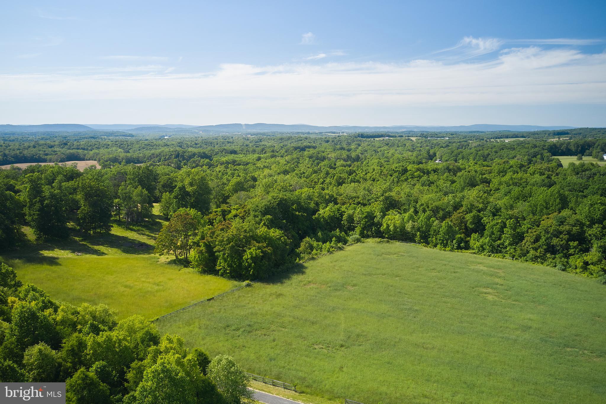 BARNESVILLE OUTSIDE - Land