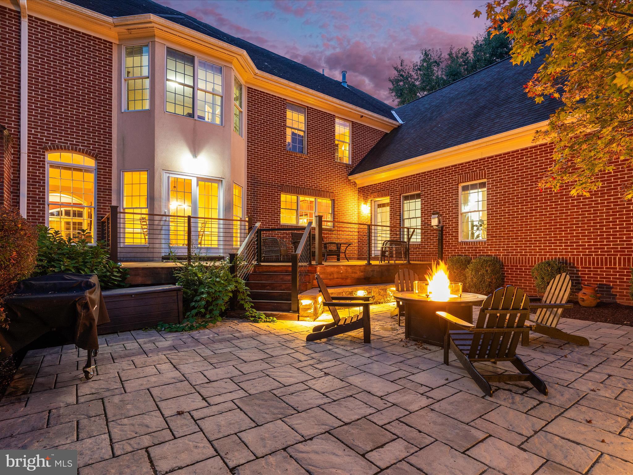 6048 WHITE FLINT DRIVE