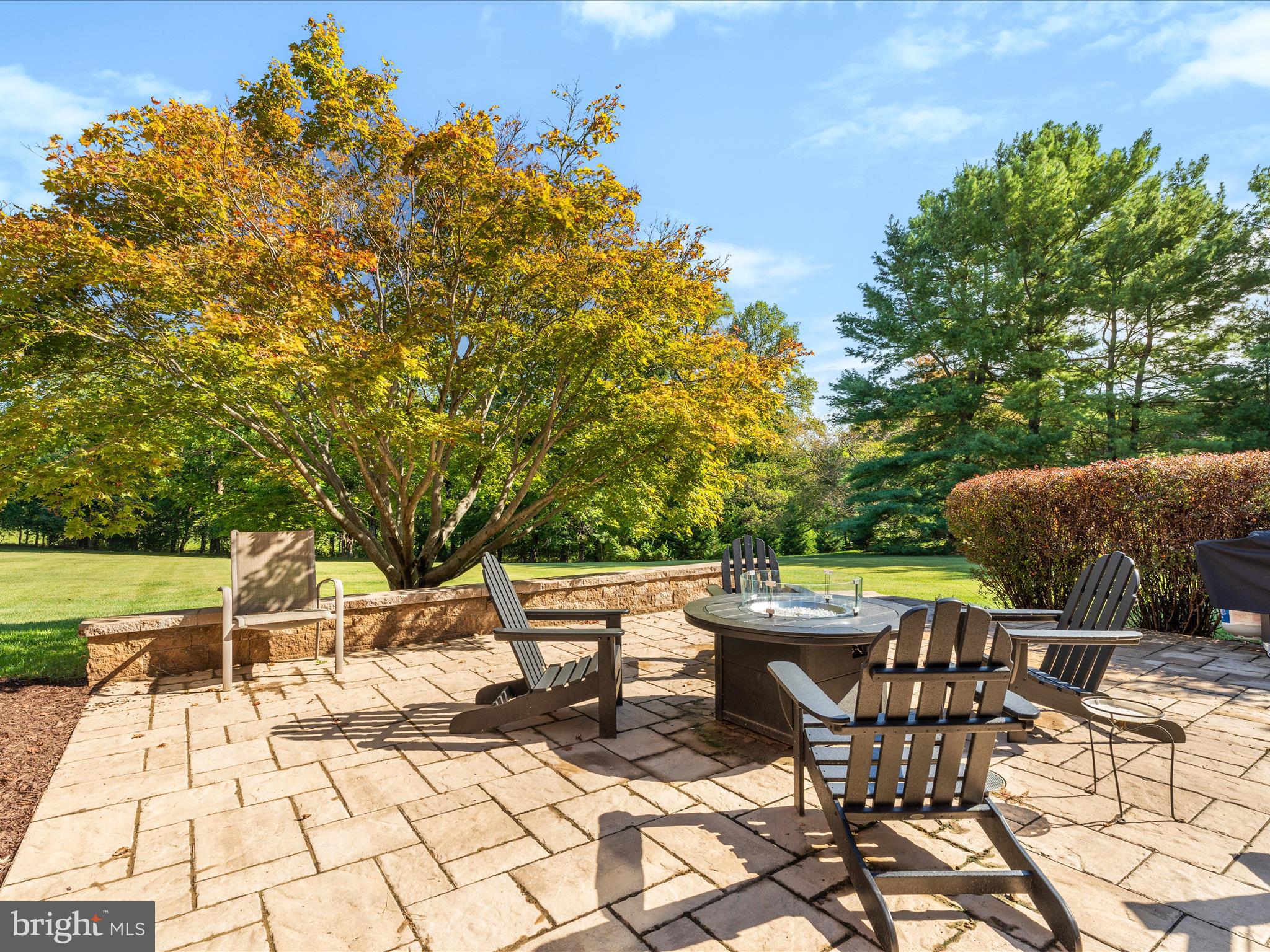 WHITE FLINT SPRINGS - Residential