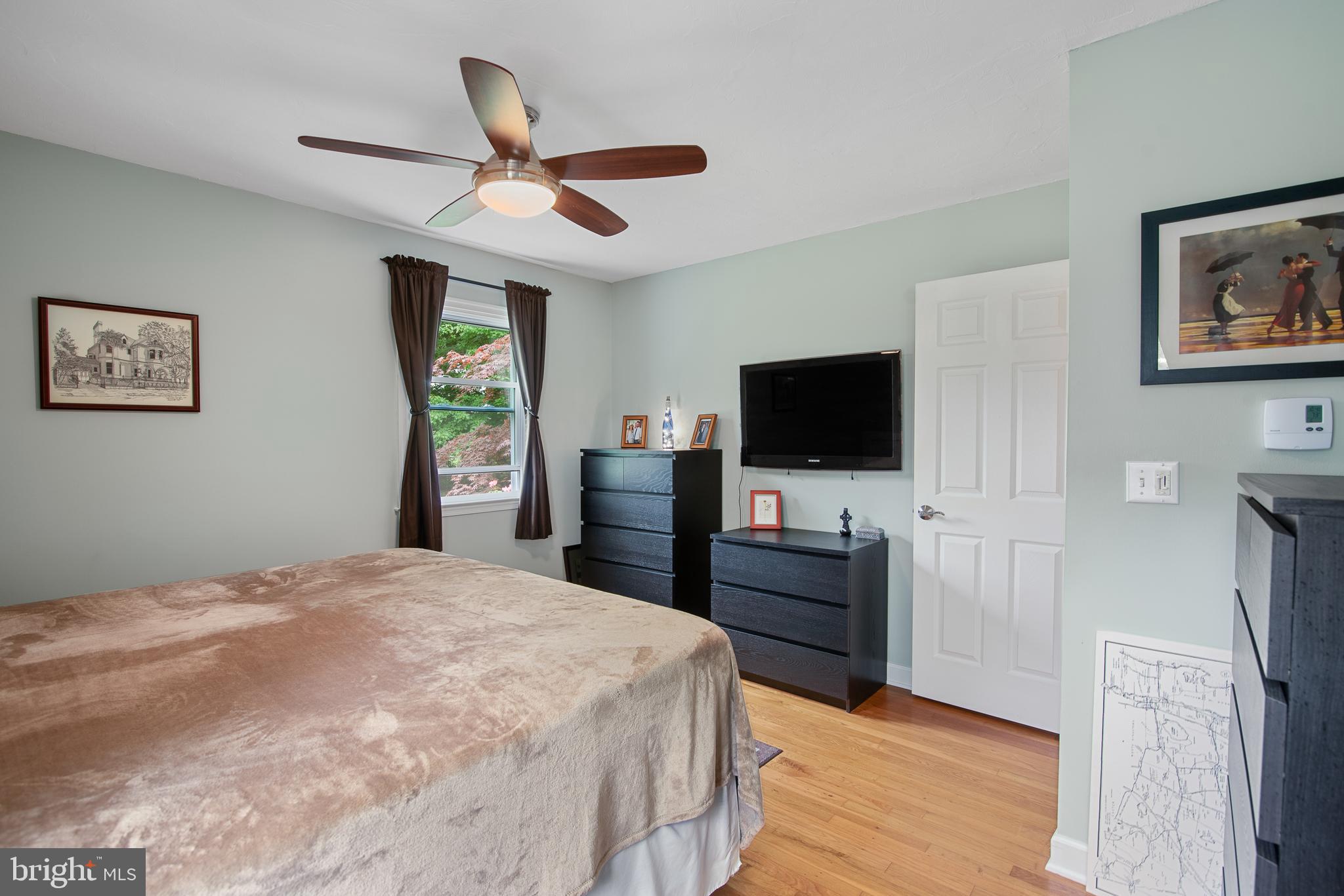 QUEEN ANNE ACRES - Residential