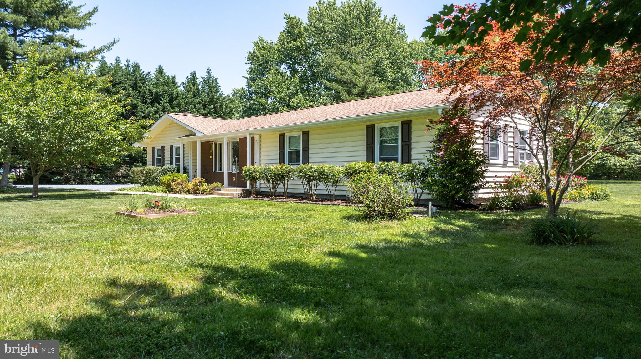 QUEEN ANNE ACRES - Residential