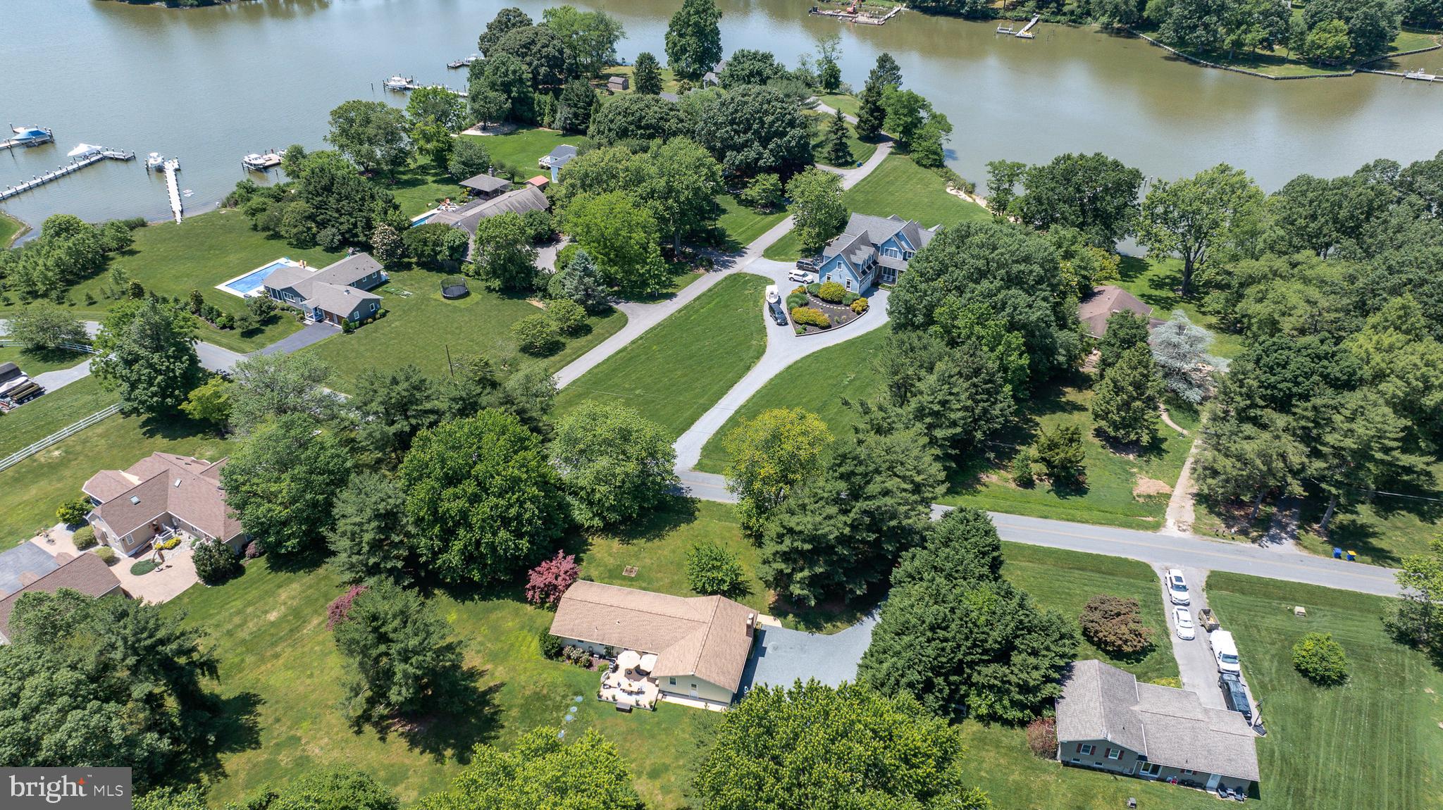 QUEEN ANNE ACRES - Residential