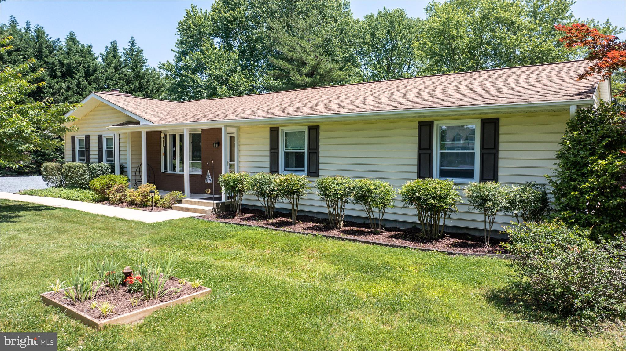 QUEEN ANNE ACRES - Residential