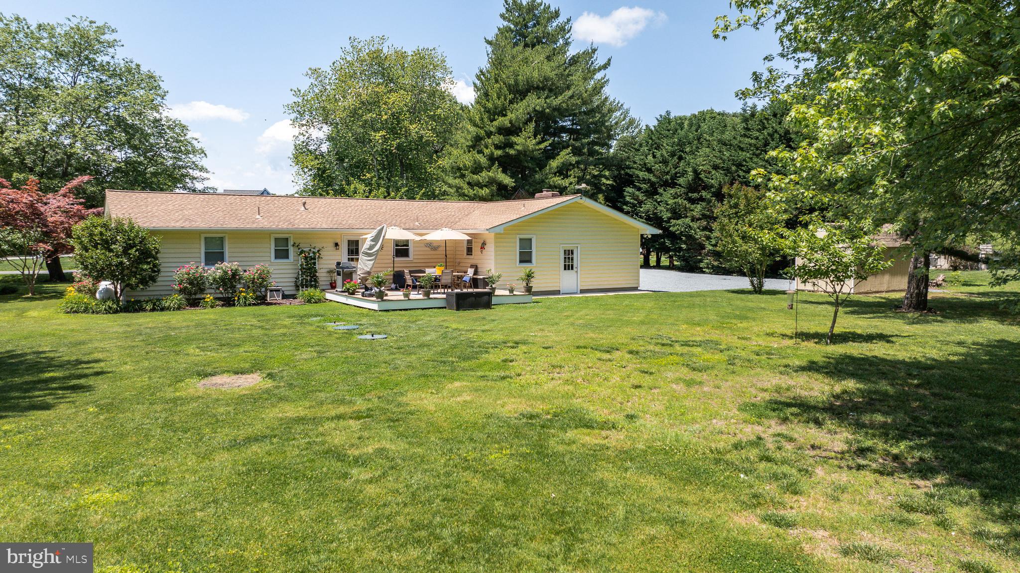 QUEEN ANNE ACRES - Residential