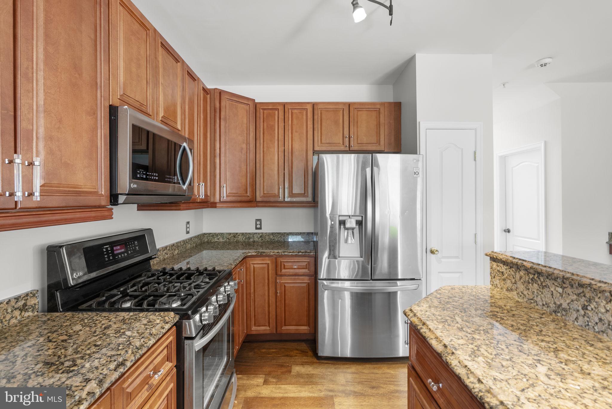 CLINTON ACRES - Residential