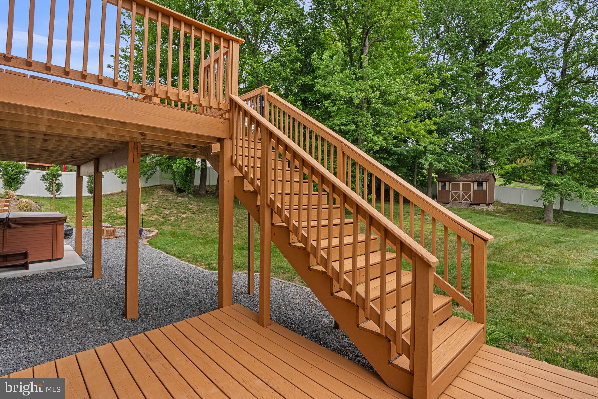 CLINTON ACRES - Residential