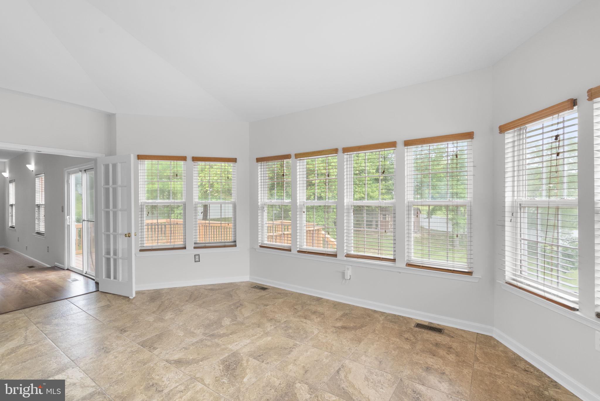 CLINTON ACRES - Residential