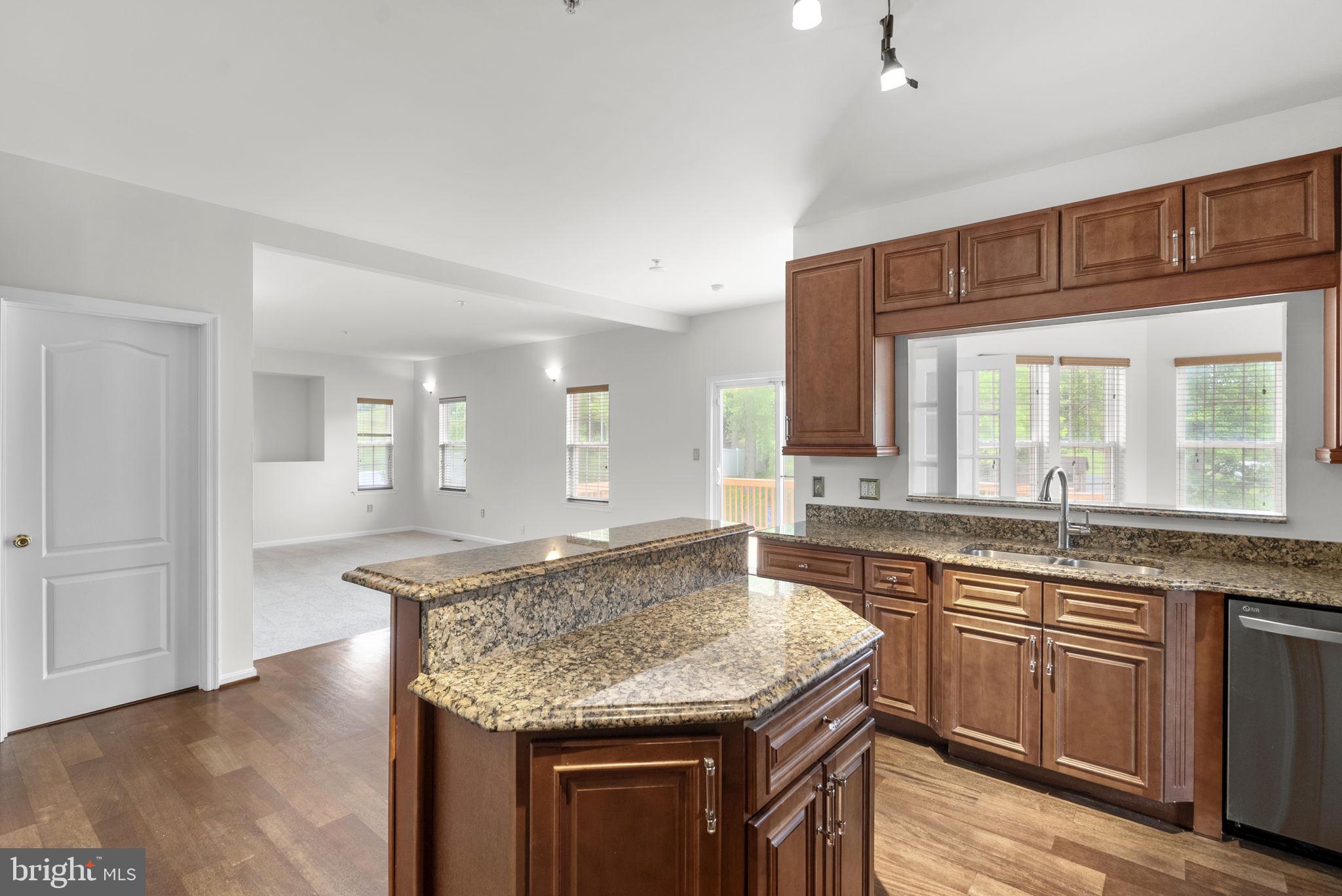 CLINTON ACRES - Residential
