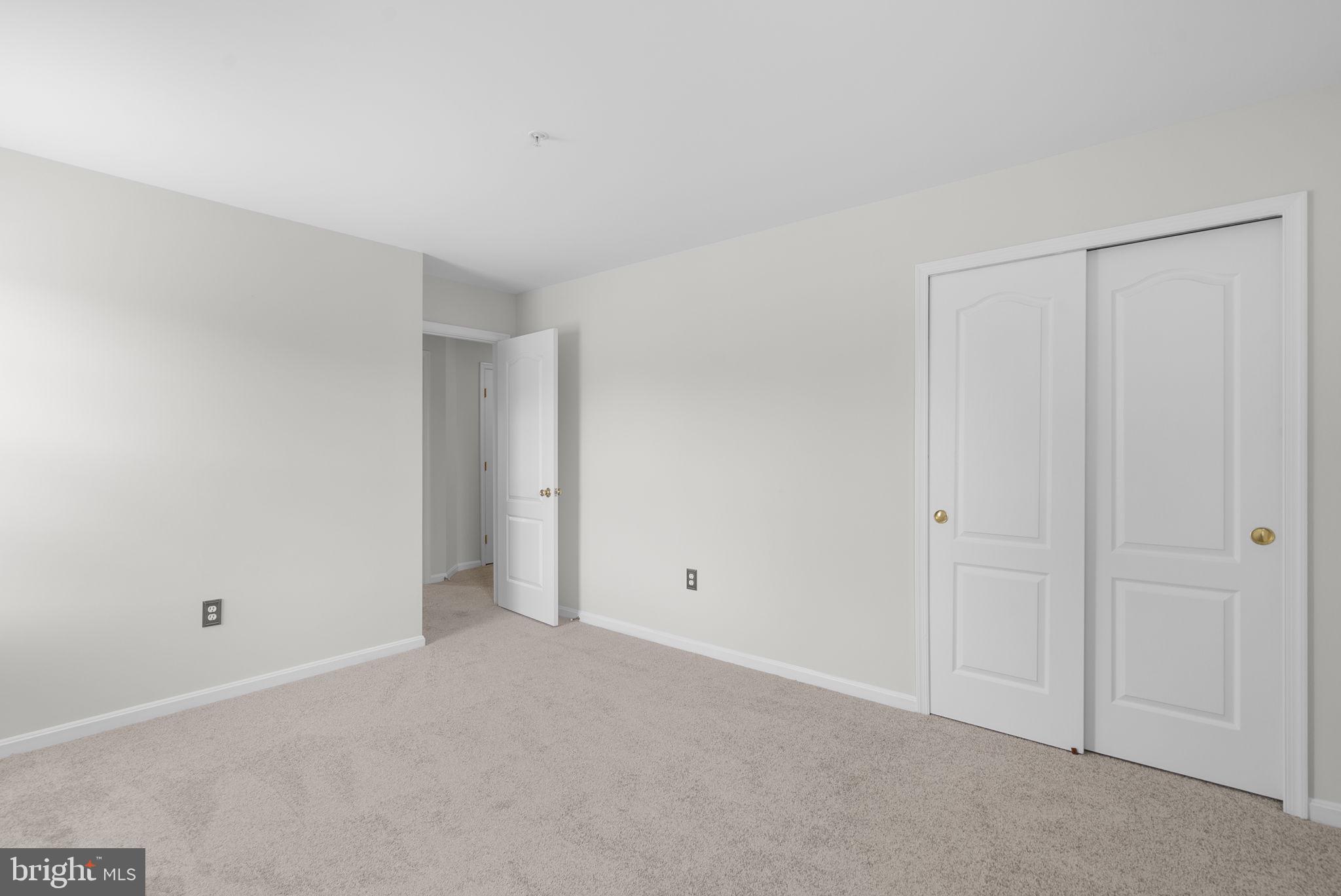 CLINTON ACRES - Residential