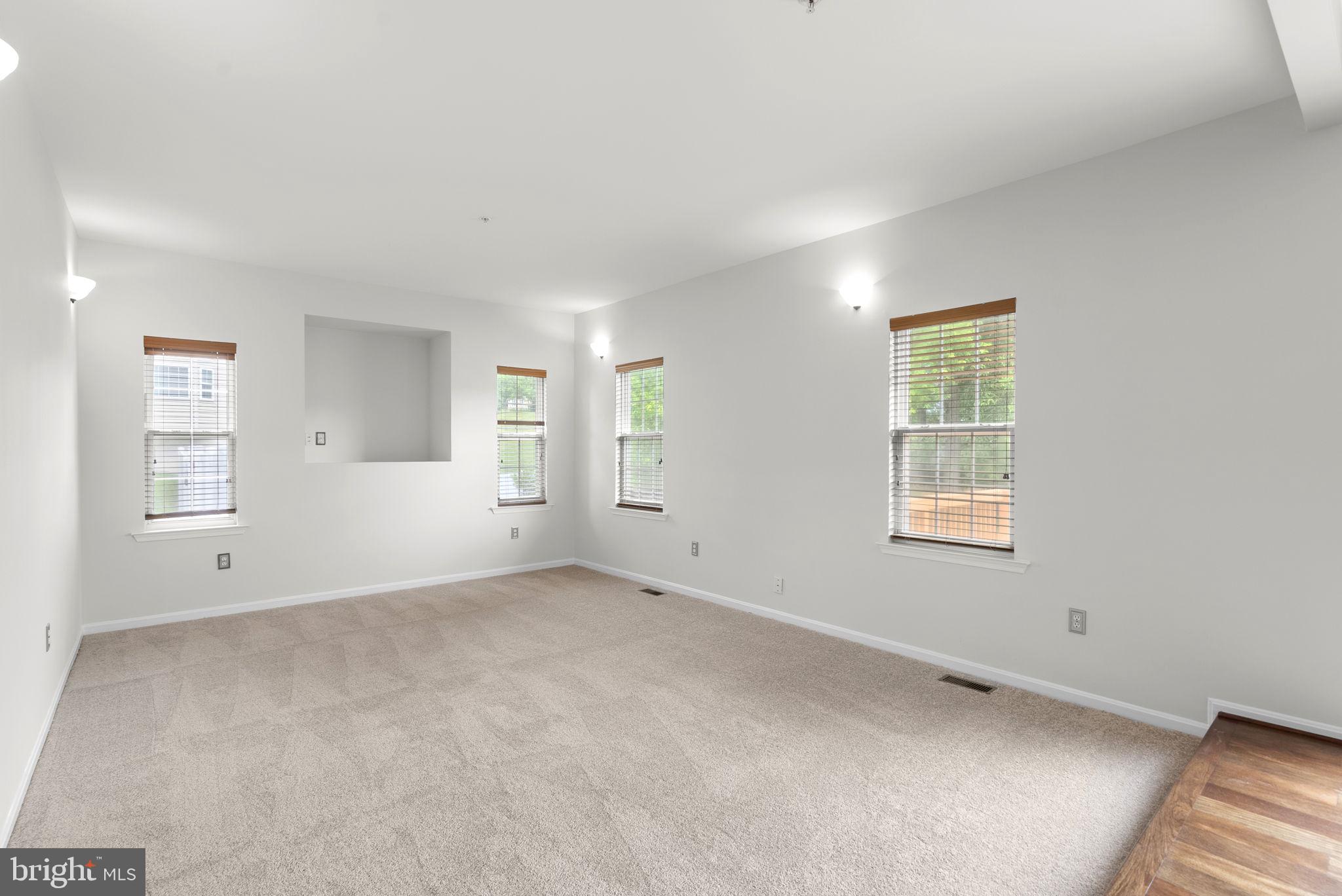 CLINTON ACRES - Residential